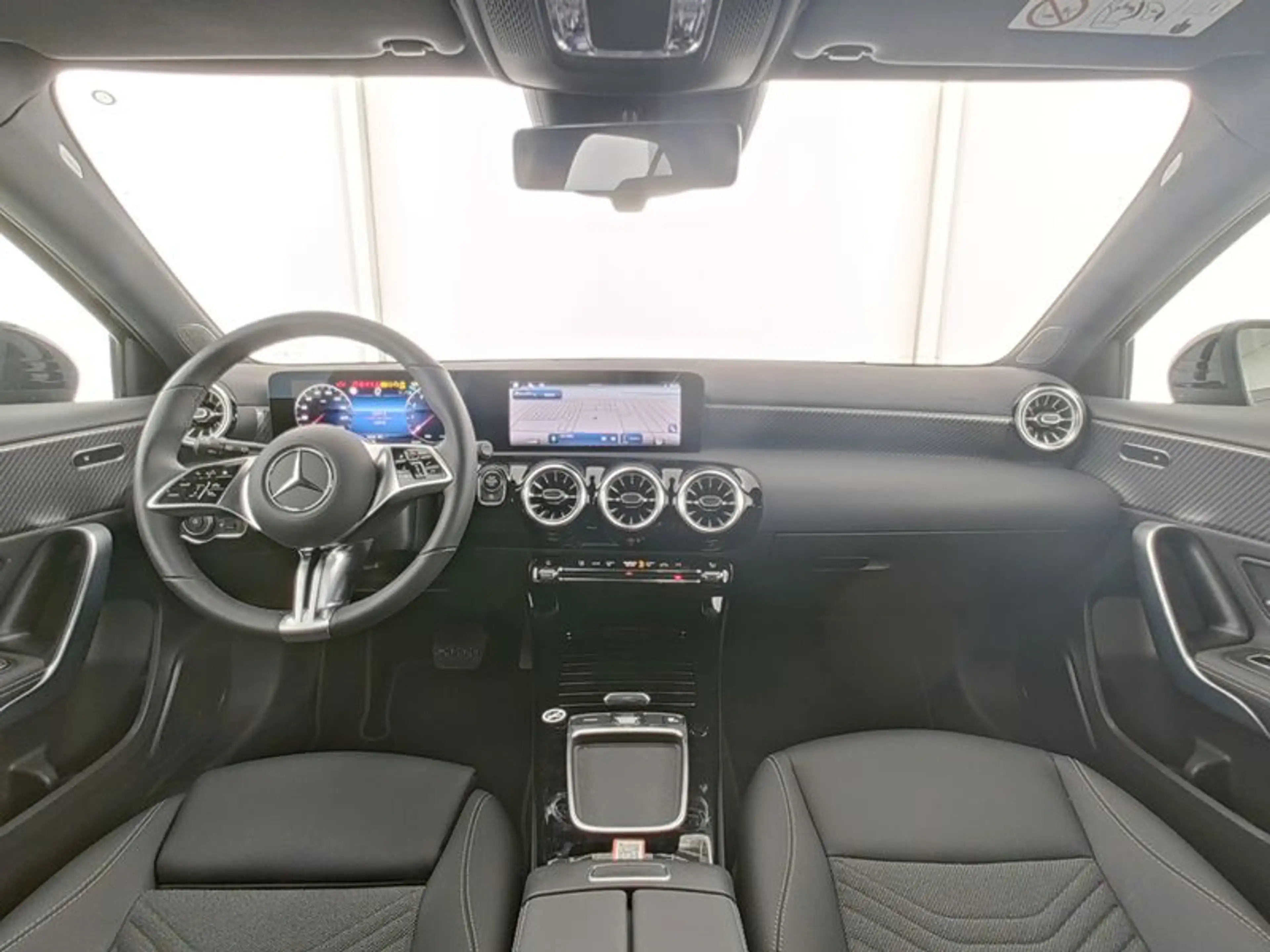 Mercedes-Benz A 200 , NIGHT PROGRESSIVE MULTI KAMERA SPUR PDC — photo 9