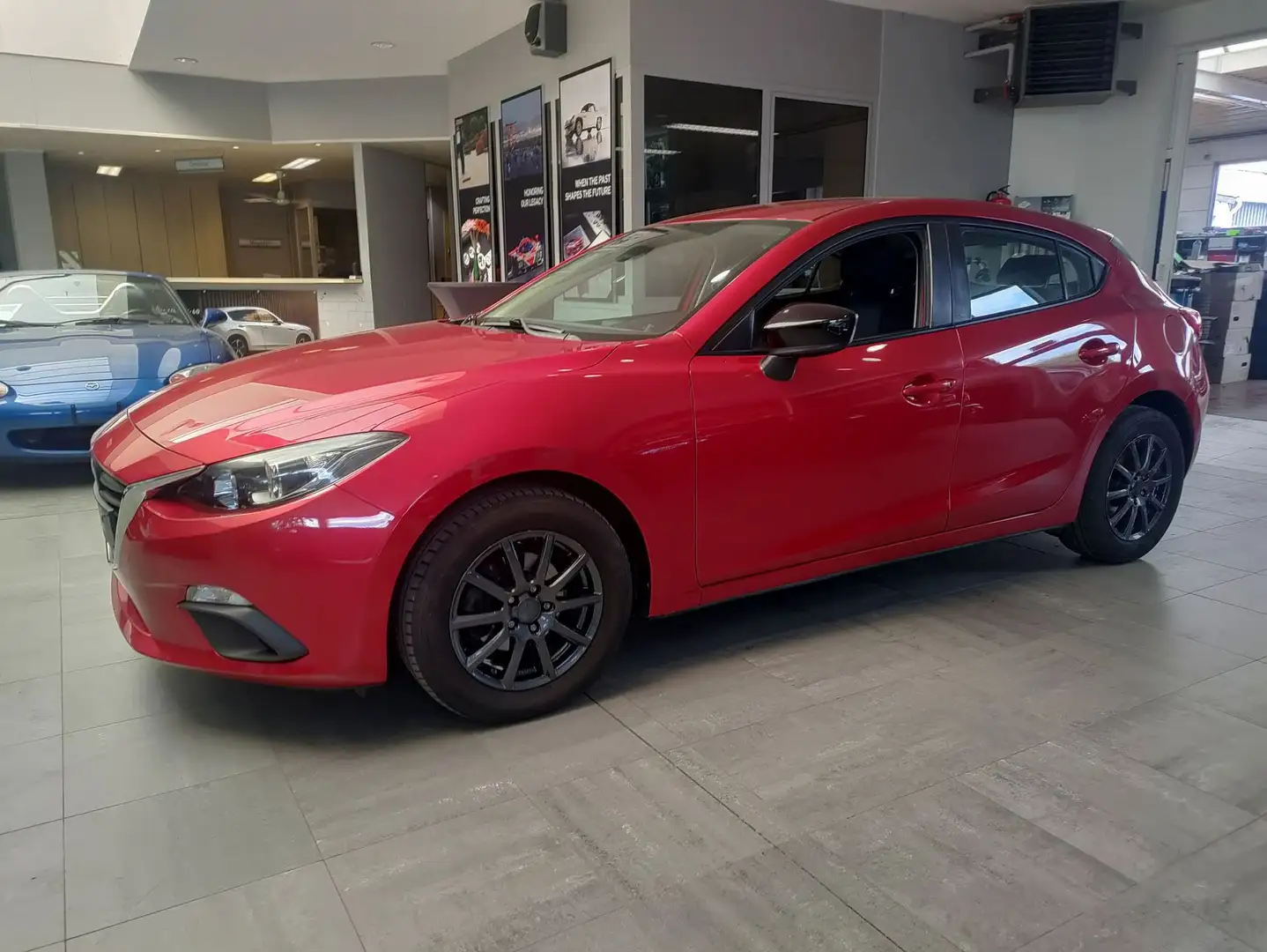 Mazda 3 1.5 SKYACTIV-G Prime line + winterset Rouge - 1