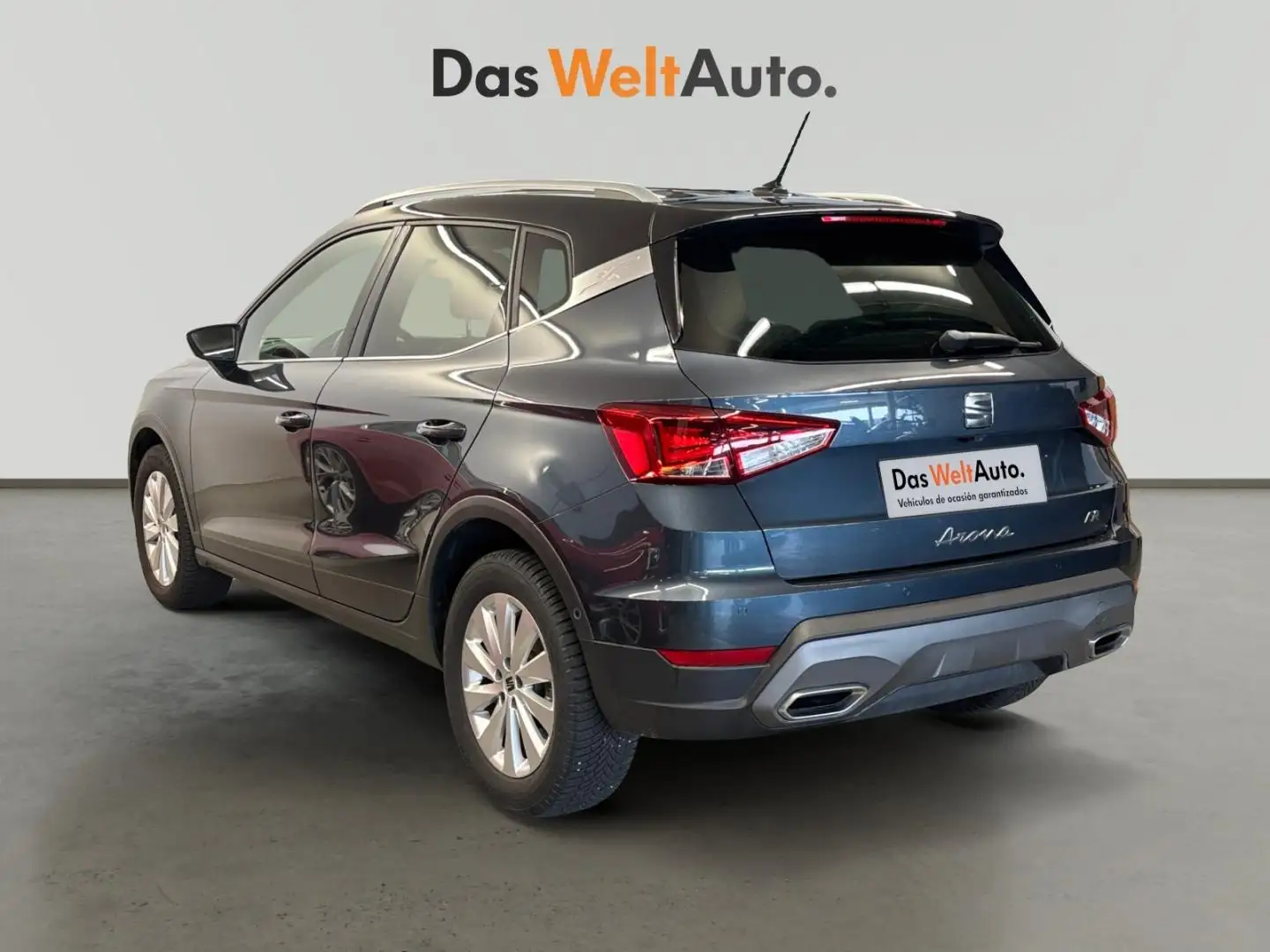 SEAT Arona 1.0 TSI S&S FR Plus 81 kW (110 CV) Negro - 2