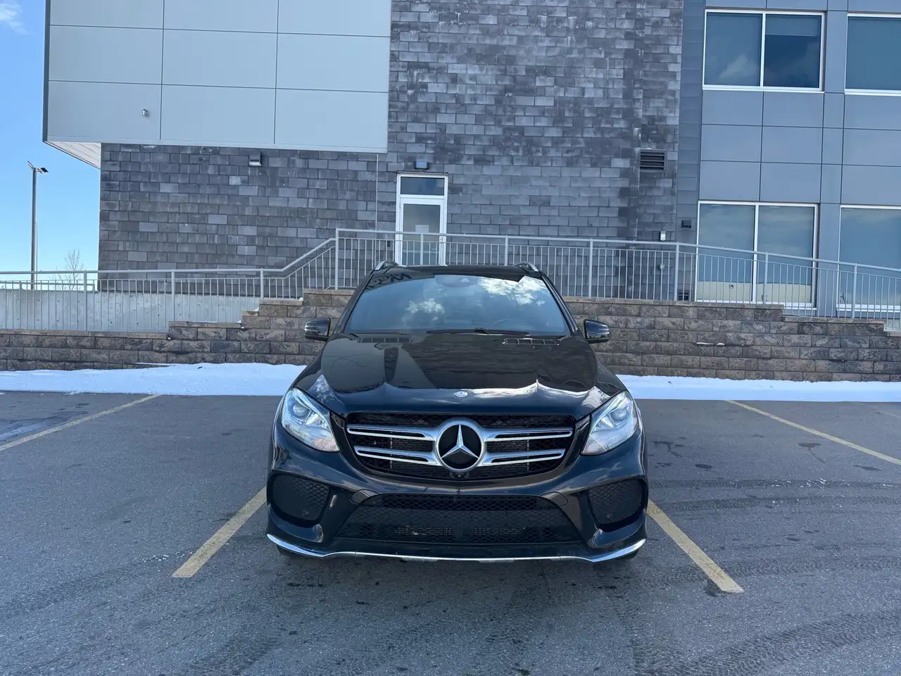 Mercedes-Benz GLE снимка Mercedes-Benz GLE