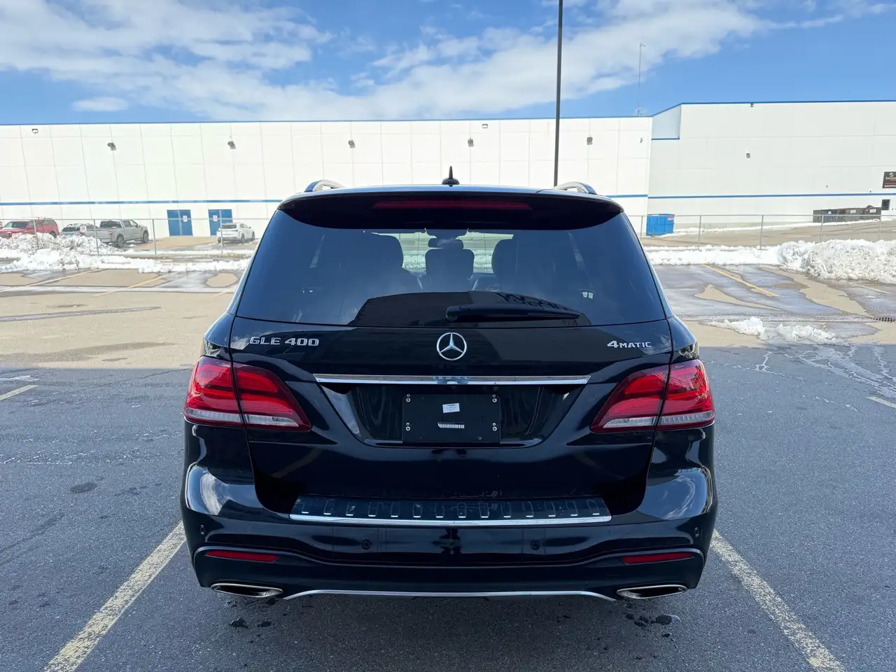 Mercedes-Benz GLE снимка Mercedes-Benz GLE