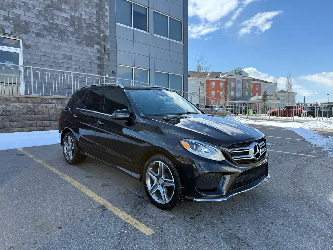 Mercedes-Benz GLE снимка Mercedes-Benz GLE