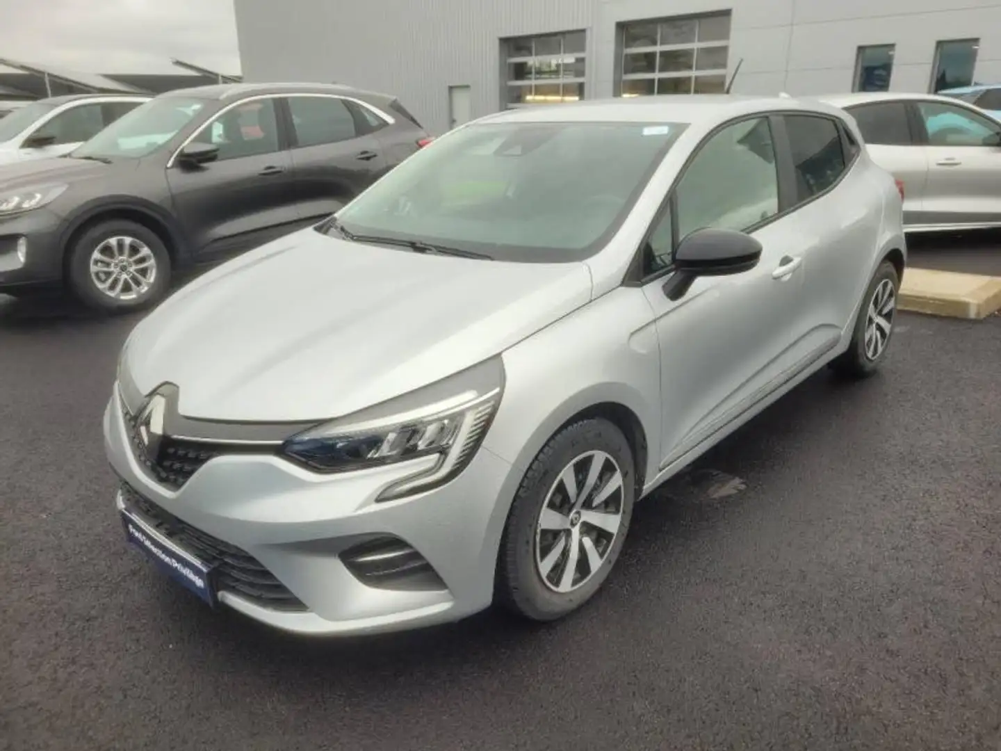 Renault Clio 1.6 E-Tech hybride 145ch Evolution Gris - 1