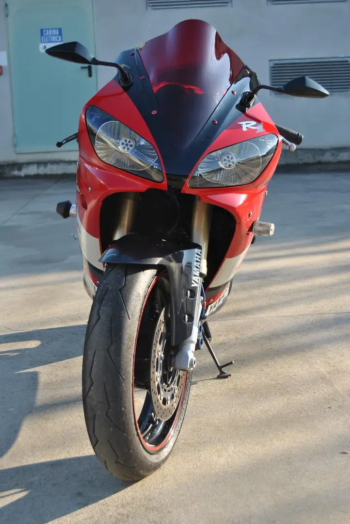 Yamaha YZF-R1 Rosso - 2