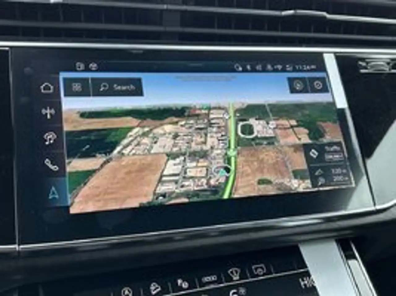 Audi Q8 снимка Audi Q8