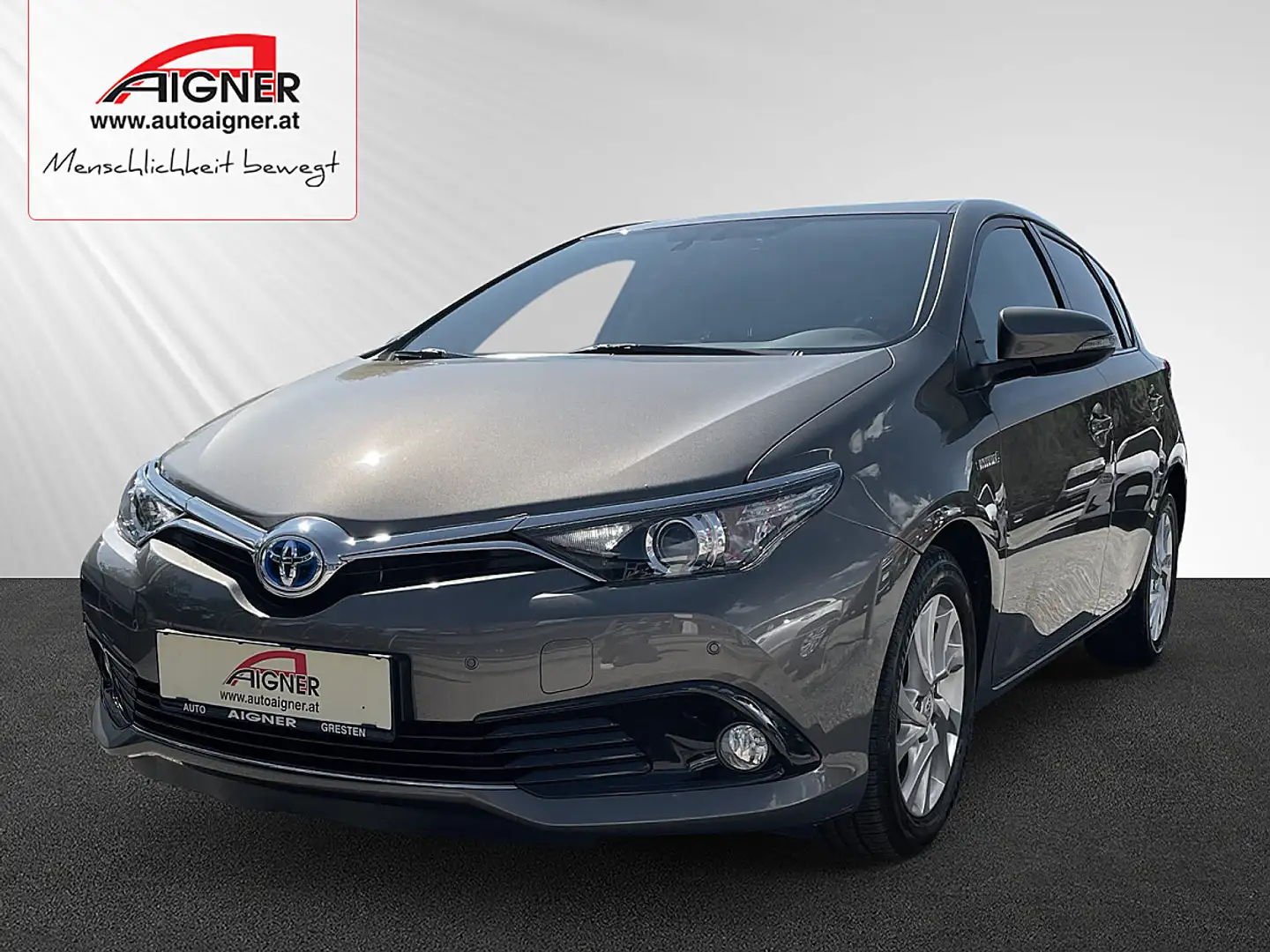 Toyota Auris 1,8 VVT-i Hybrid Edition 45 Grau - 1