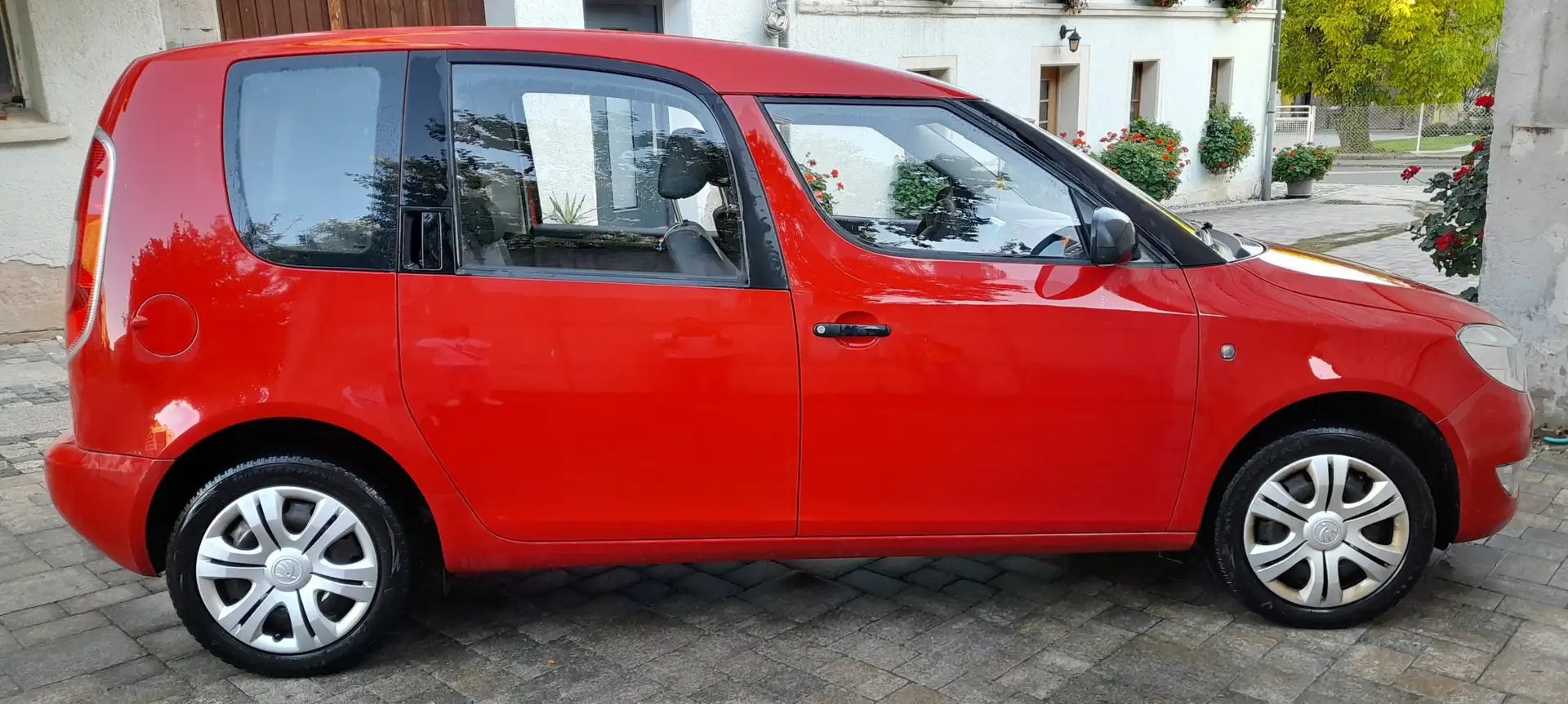 Skoda Roomster Roomster 1.2 Active PLUS EDITION Roşu - 2