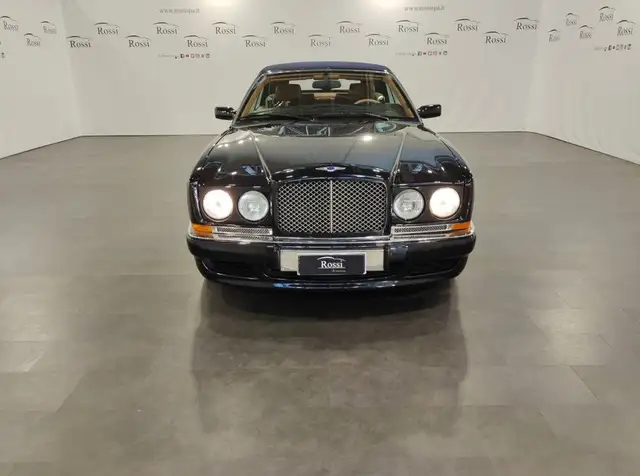 Bentley Azure 6.8