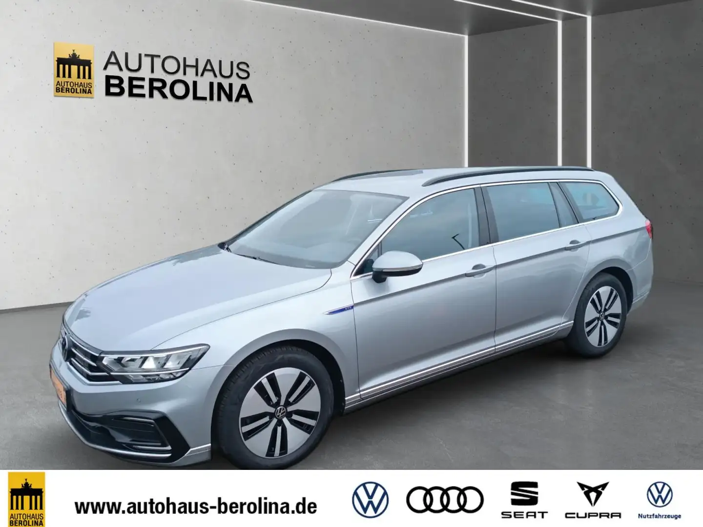 Volkswagen Passat Variant 1.4 GTE DSG *ACC*R-CAM*NAV*PDC*SH Silber - 2