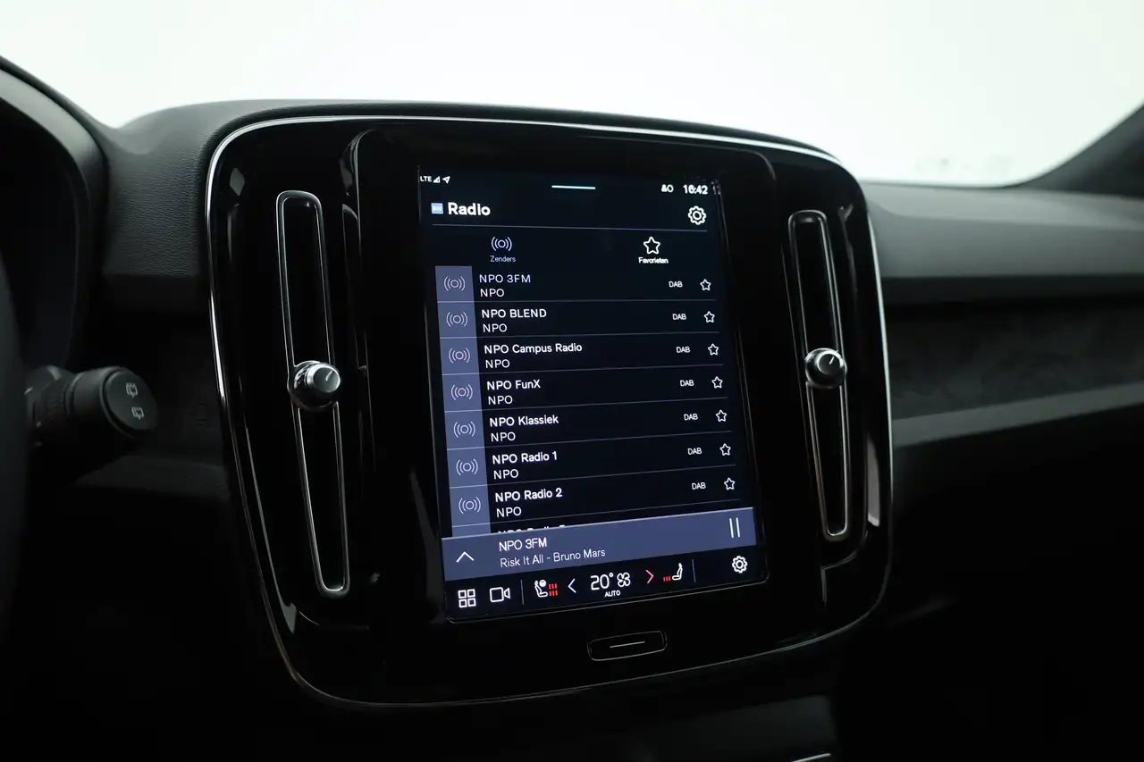 Volvo XC40 Single Motor Extended Range Plus 82 kWh Rijklaar, миниатюра 18