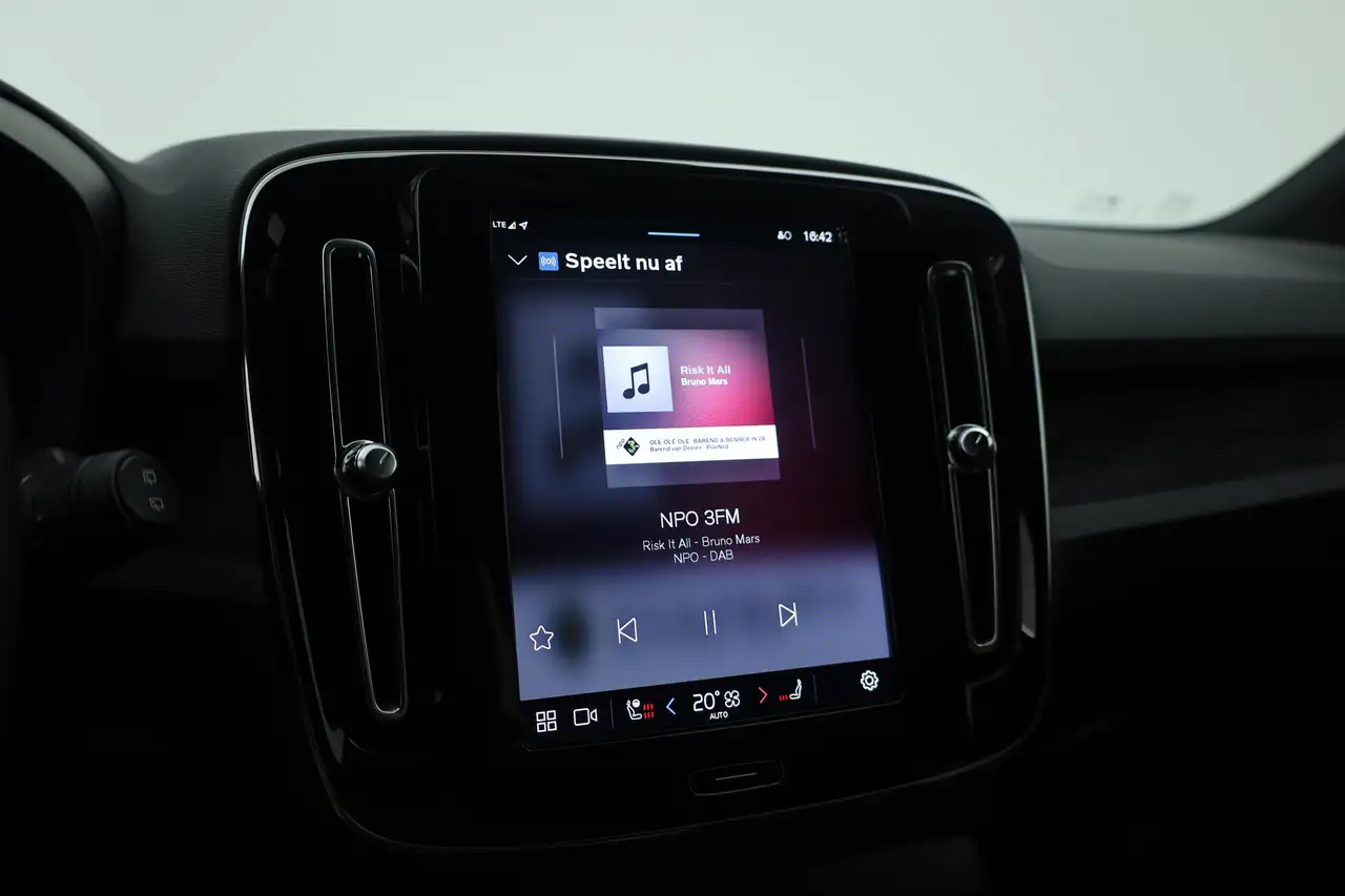 Volvo XC40 Single Motor Extended Range Plus 82 kWh Rijklaar, миниатюра 19