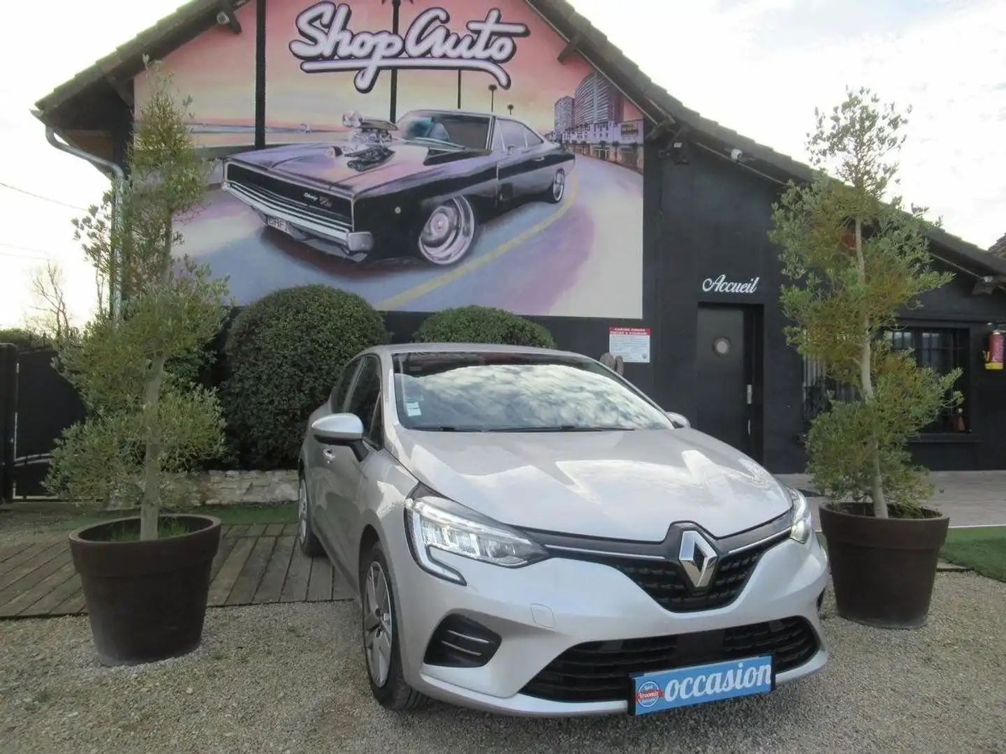 Renault Clio dci 85 2019 1302 Gris - 1