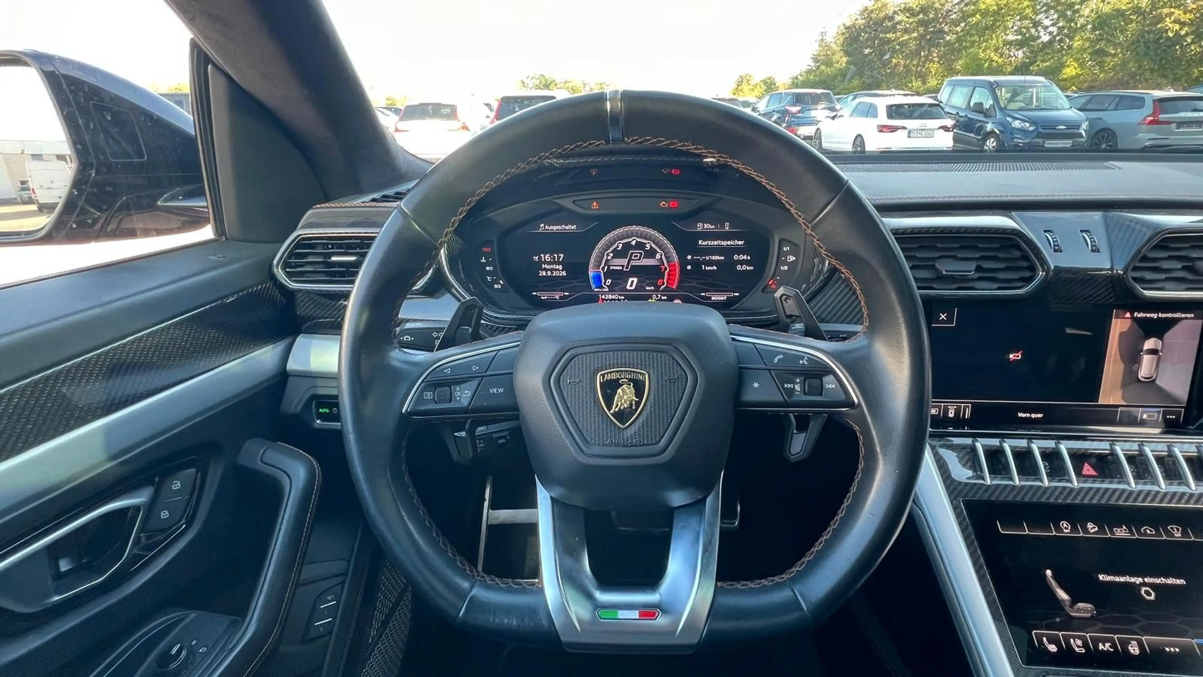 Lamborghini Urus LP650 *PANO*Carbon*HeUp*22**Mietkauf* — photo 11