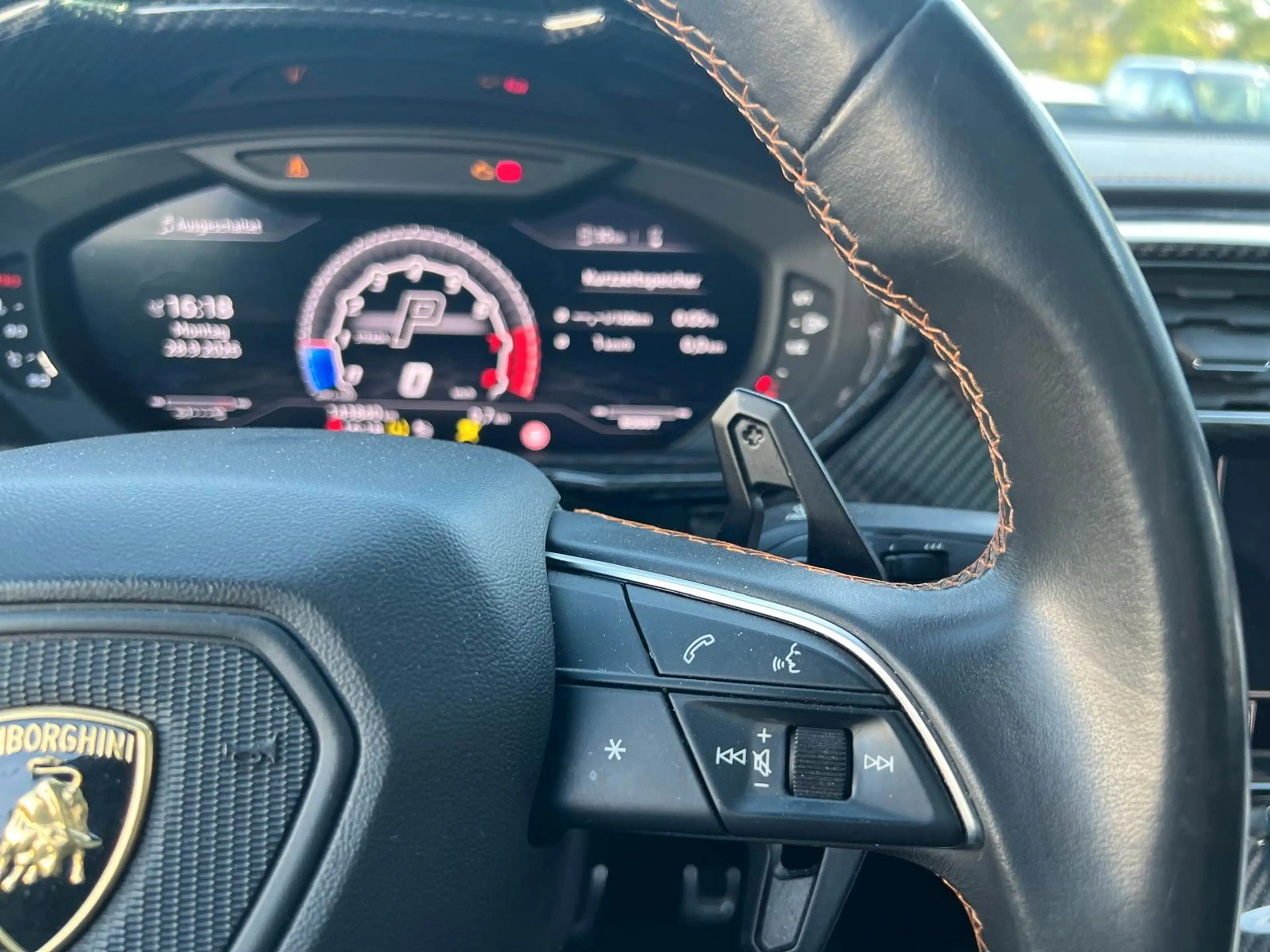 Lamborghini Urus LP650 *PANO*Carbon*HeUp*22**Mietkauf* — photo 14