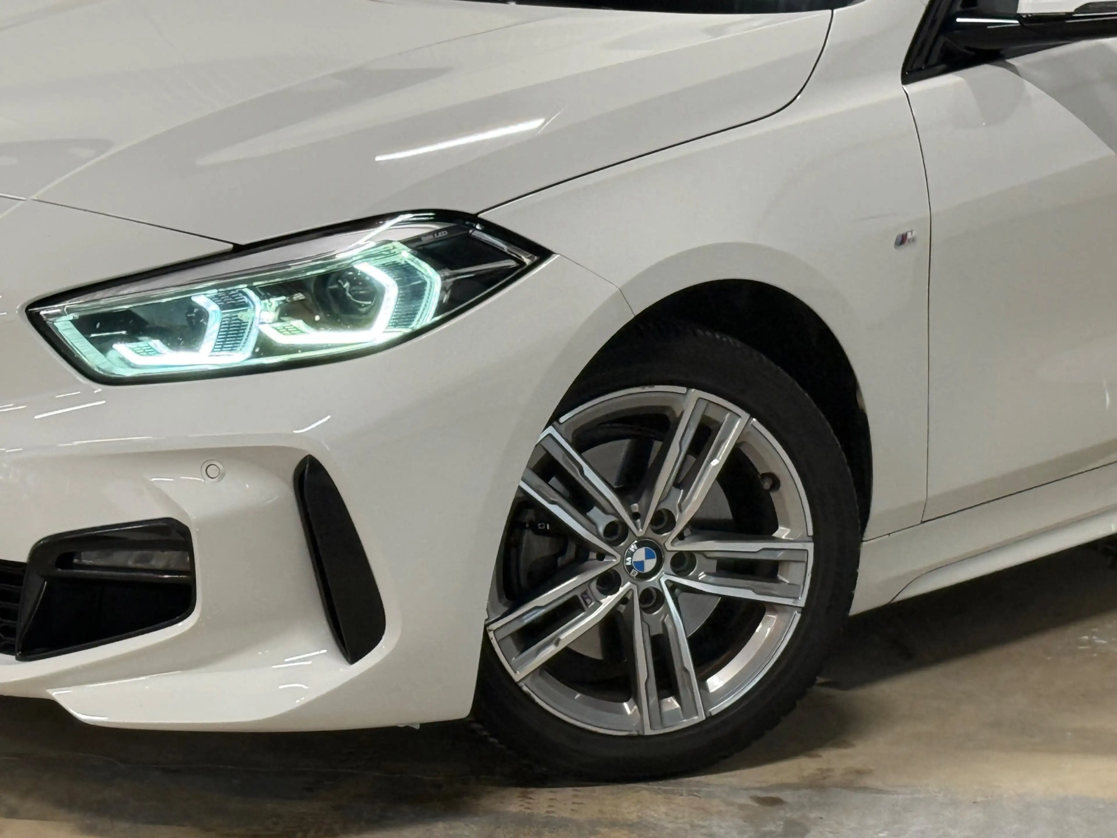 BMW 118 1-serie 118i Executive Edition | NAP | M-SPORT | S — photo 15