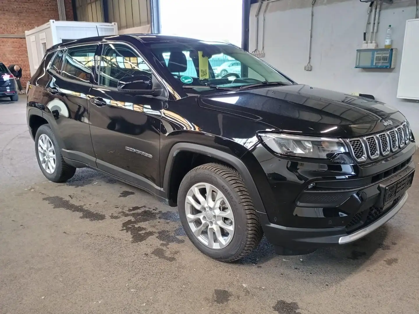 Jeep Compass 1,5 Altitude NAVI+LED+360°+ACC+SPUR.AS Schwarz - 1