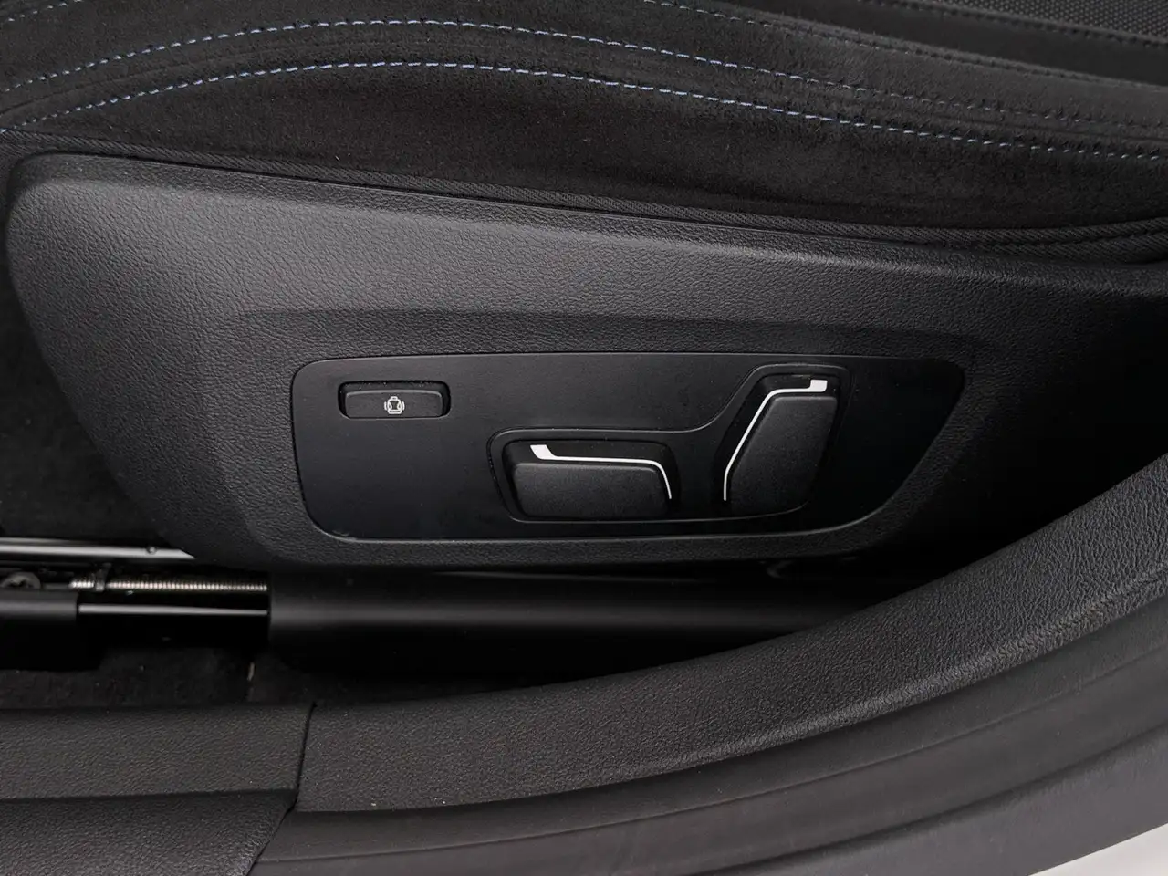 BMW i4 Gran Coupe xDrive M50 81kWh Aut LED NAVI H/K, миниатюра 29