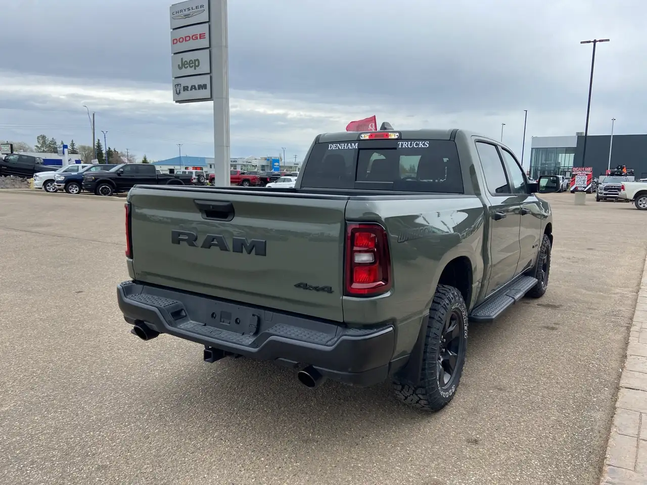 RAM 1500 снимка RAM 1500