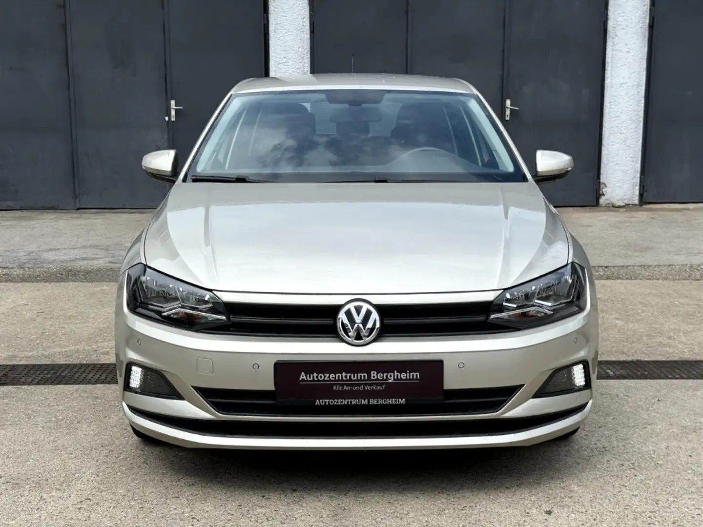 Volkswagen Polo 1,0 Silber - 2