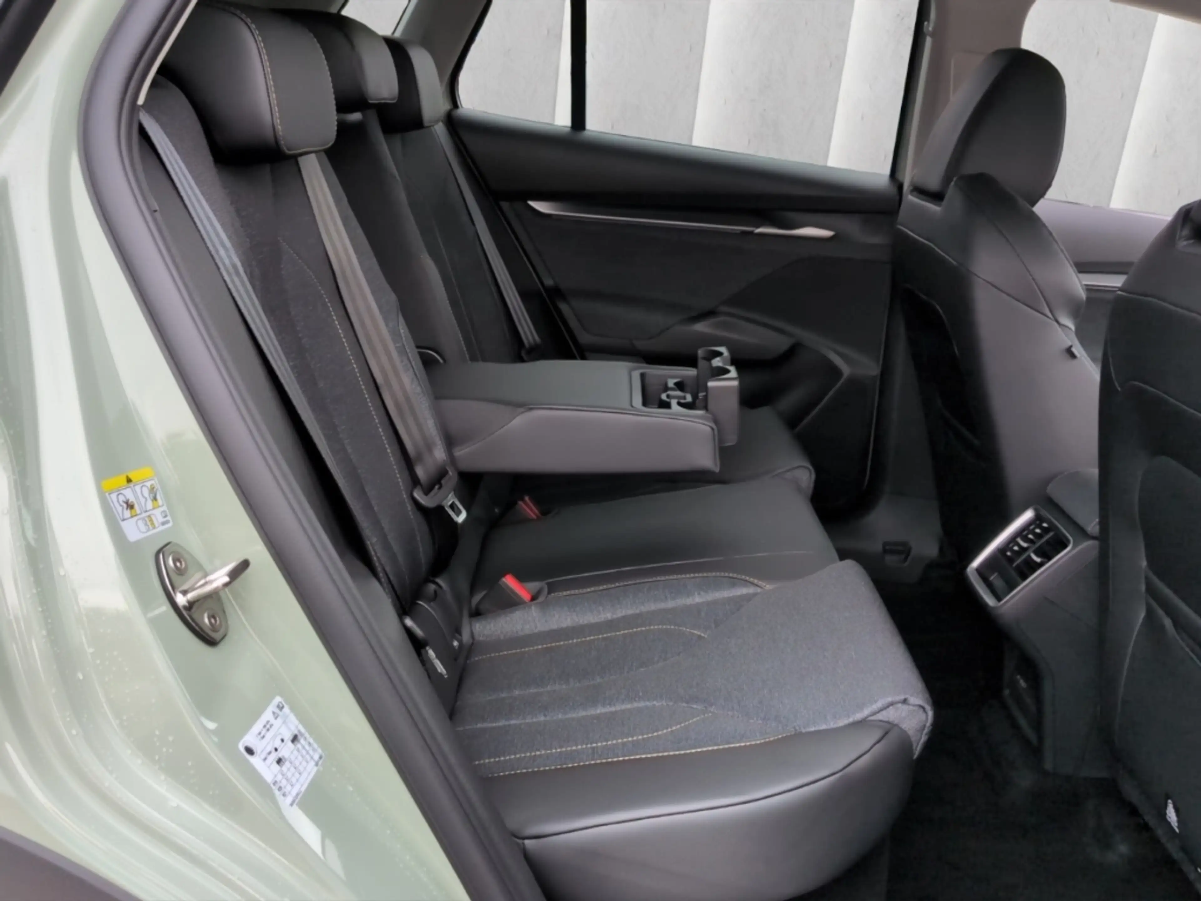 Skoda Elroq 85 Selection*ACC Navi R-Kam SHZ LED 20*Alu — photo 9