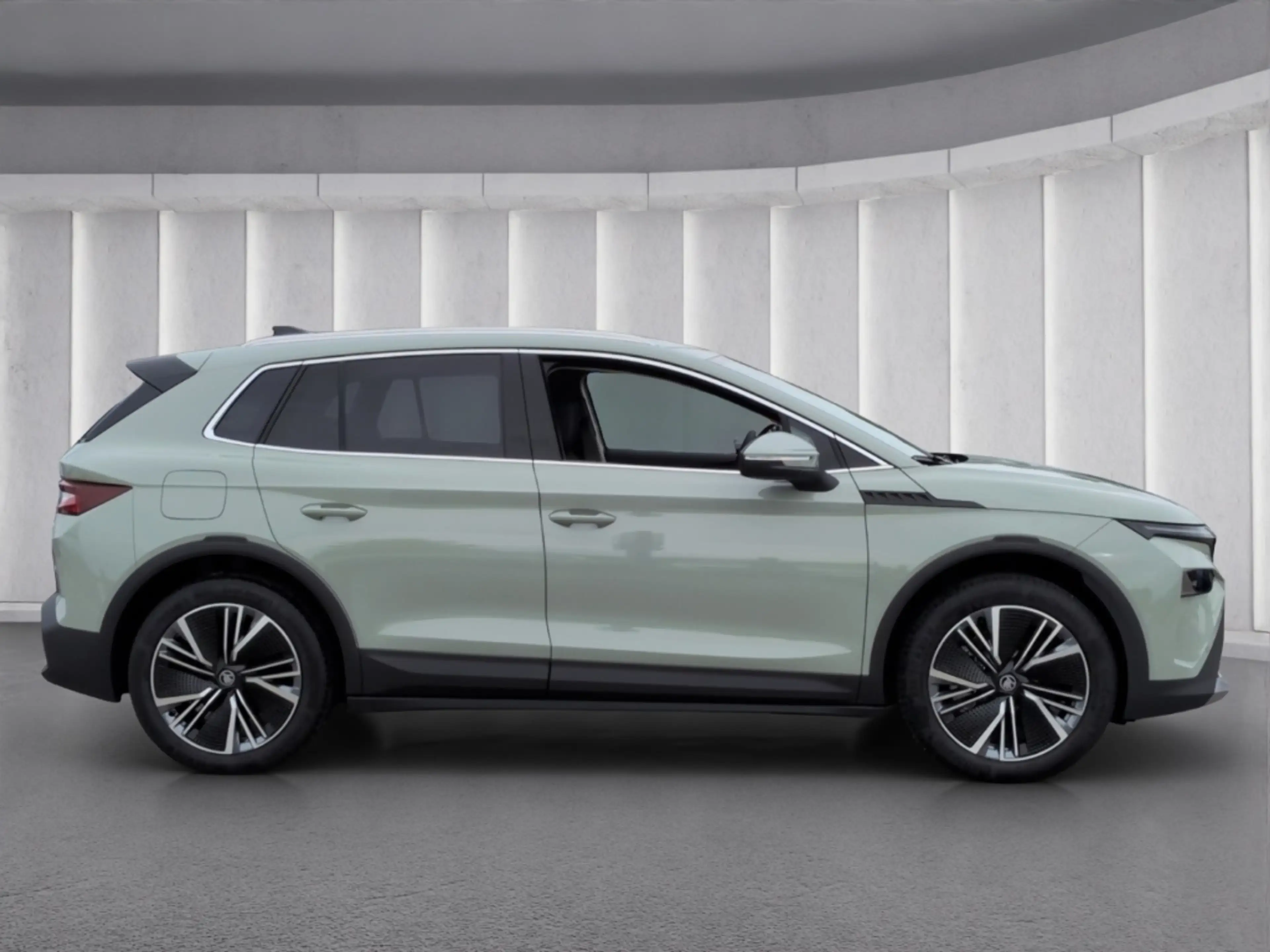Skoda Elroq 85 Selection*ACC Navi R-Kam SHZ LED 20*Alu — photo 3