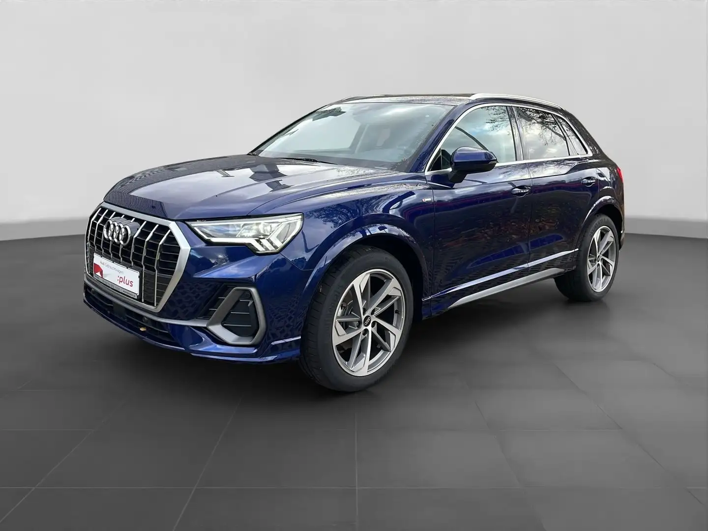 Audi Q3 35 TFSI S LINE LM19 AHK NAVI+ LED Blau - 2