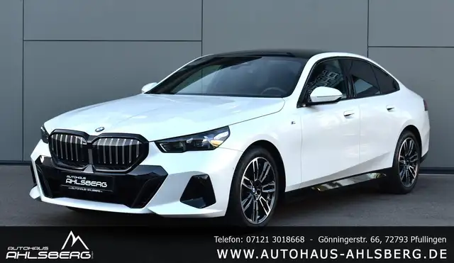 BMW 520 D M SPORT/SHADOW/ STAND./360°/H-K/PANO/MEMORY/HUD