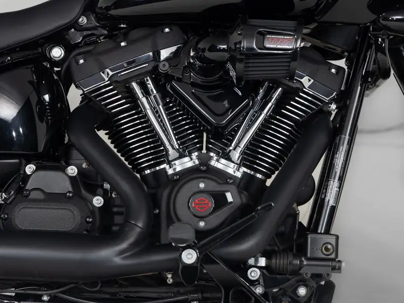 Harley-Davidson Lowrider ST - foto 8