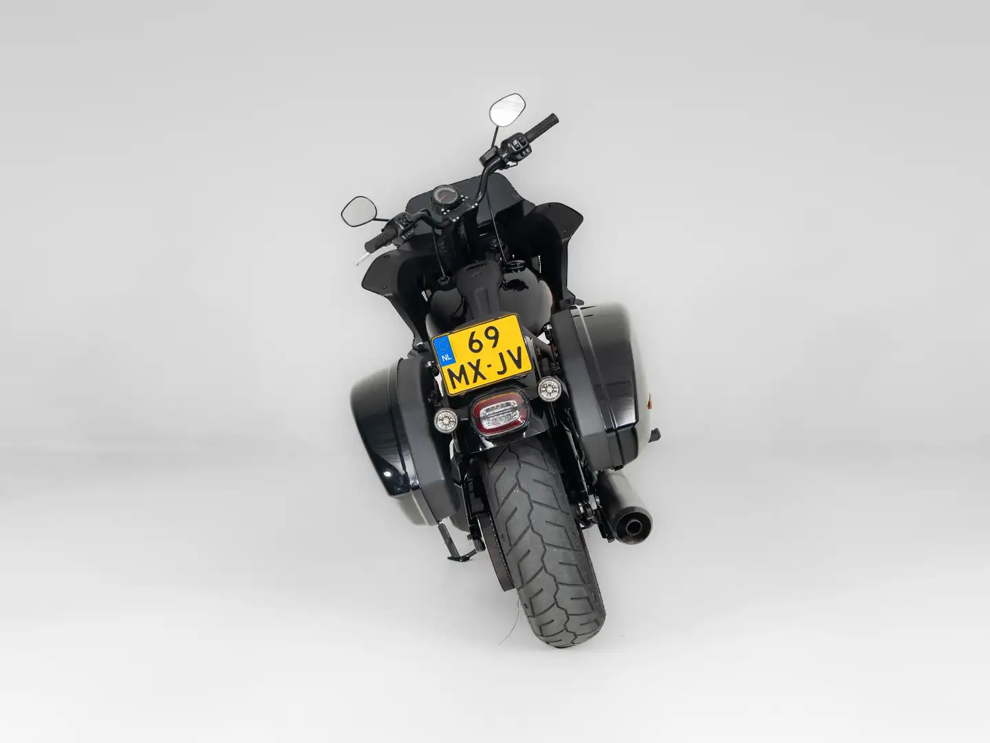 Harley-Davidson Lowrider ST FXLRST Negro - 2