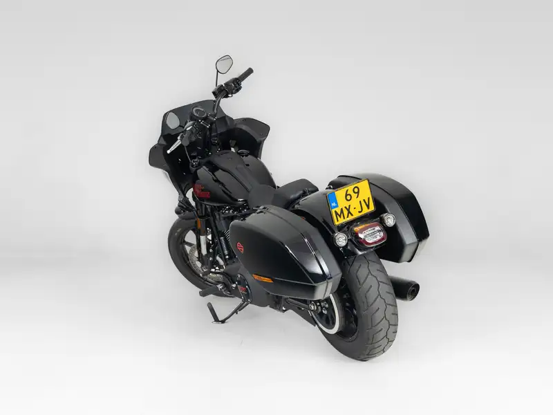 Harley-Davidson Lowrider ST - foto 3