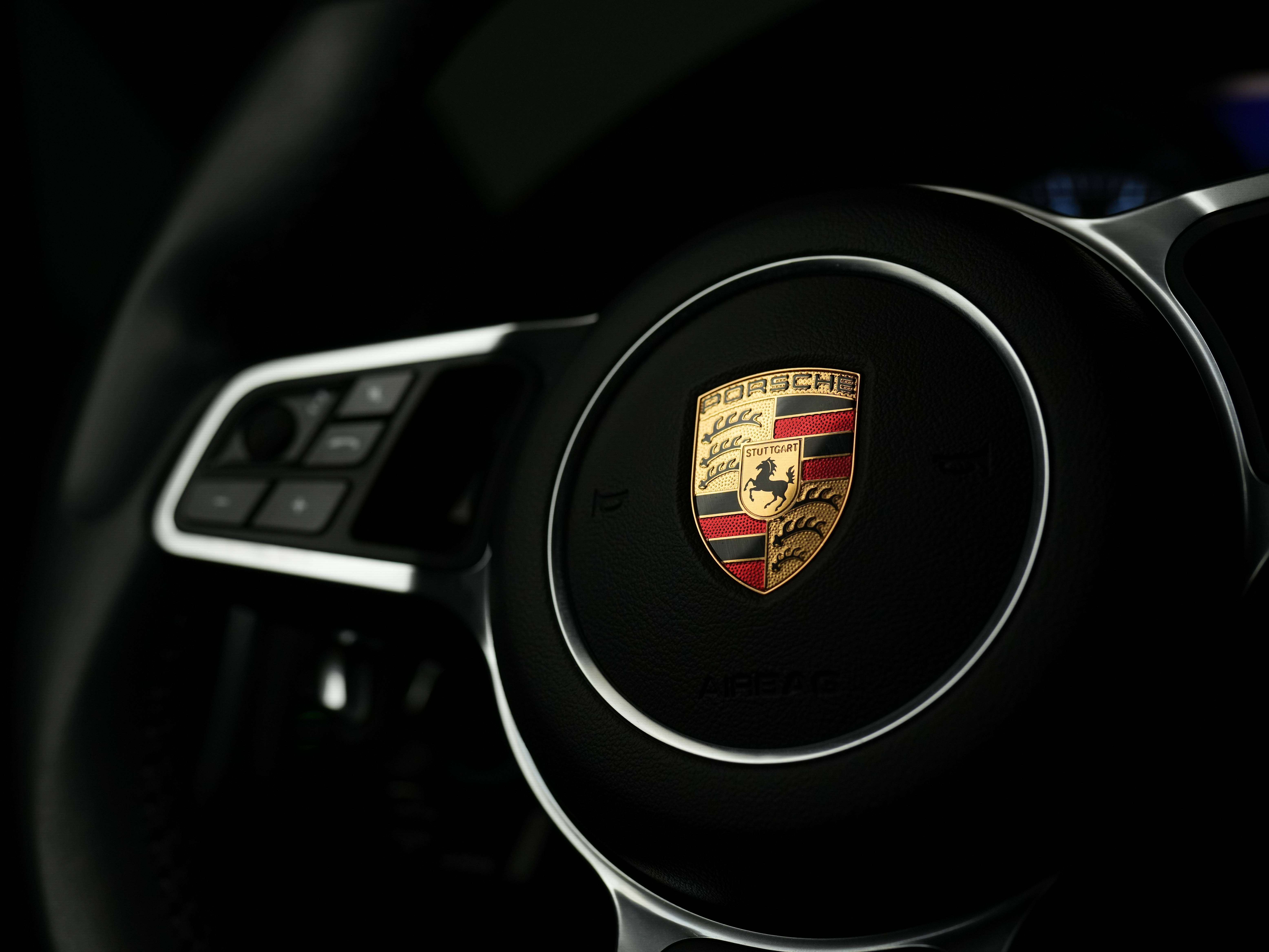 used 2019 Porsche Cayenne car, priced at $39,900