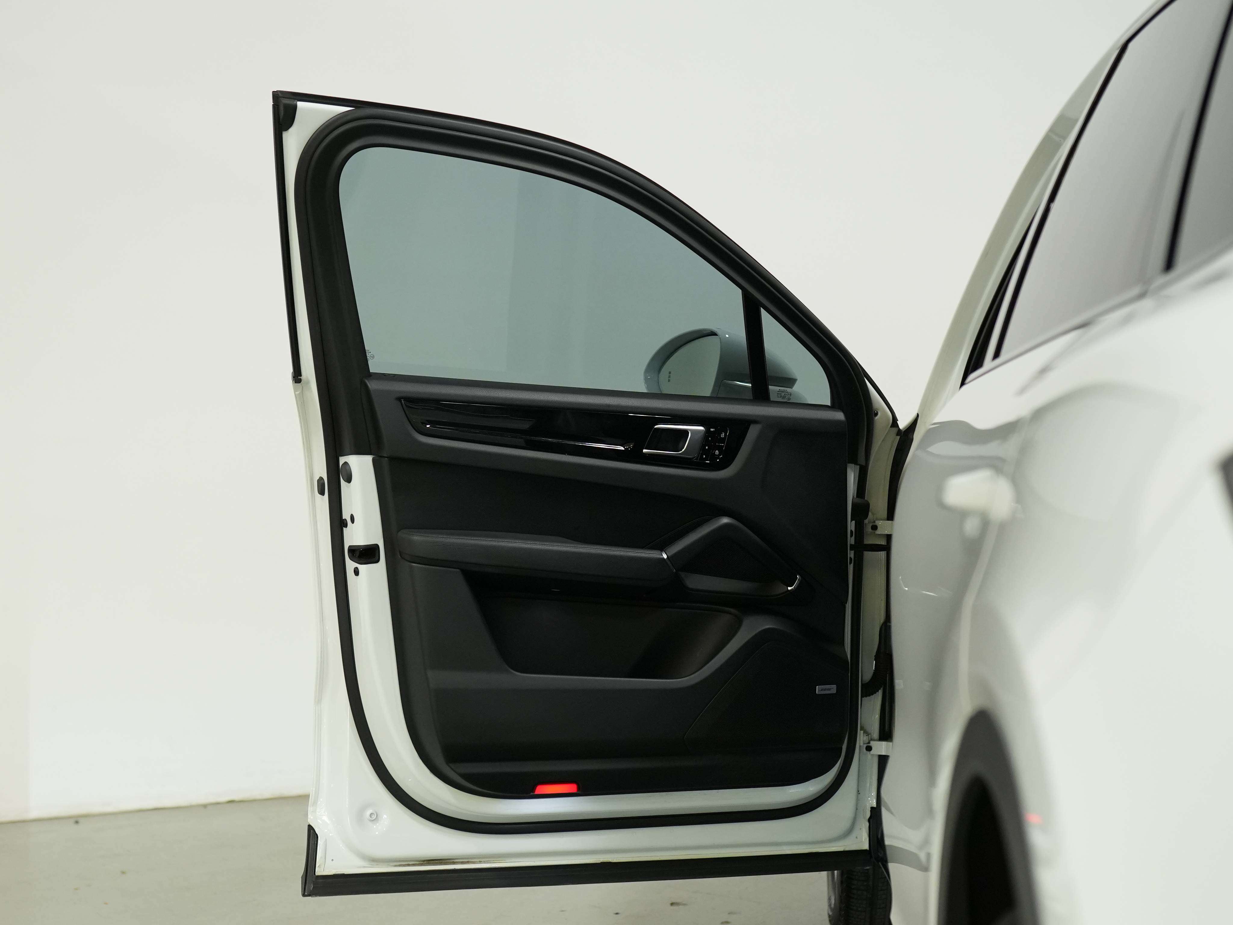 used 2019 Porsche Cayenne car, priced at $39,900