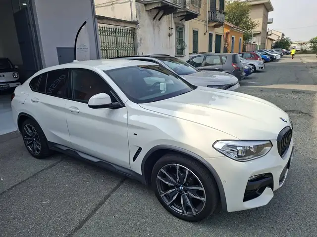 BMW X4 xdrive20d Msport X auto 190CV - PELLE ROSSA, CERCHI DA 20 DIAMANTATI, CLIMA 4 ZONE eccc. FULL !!