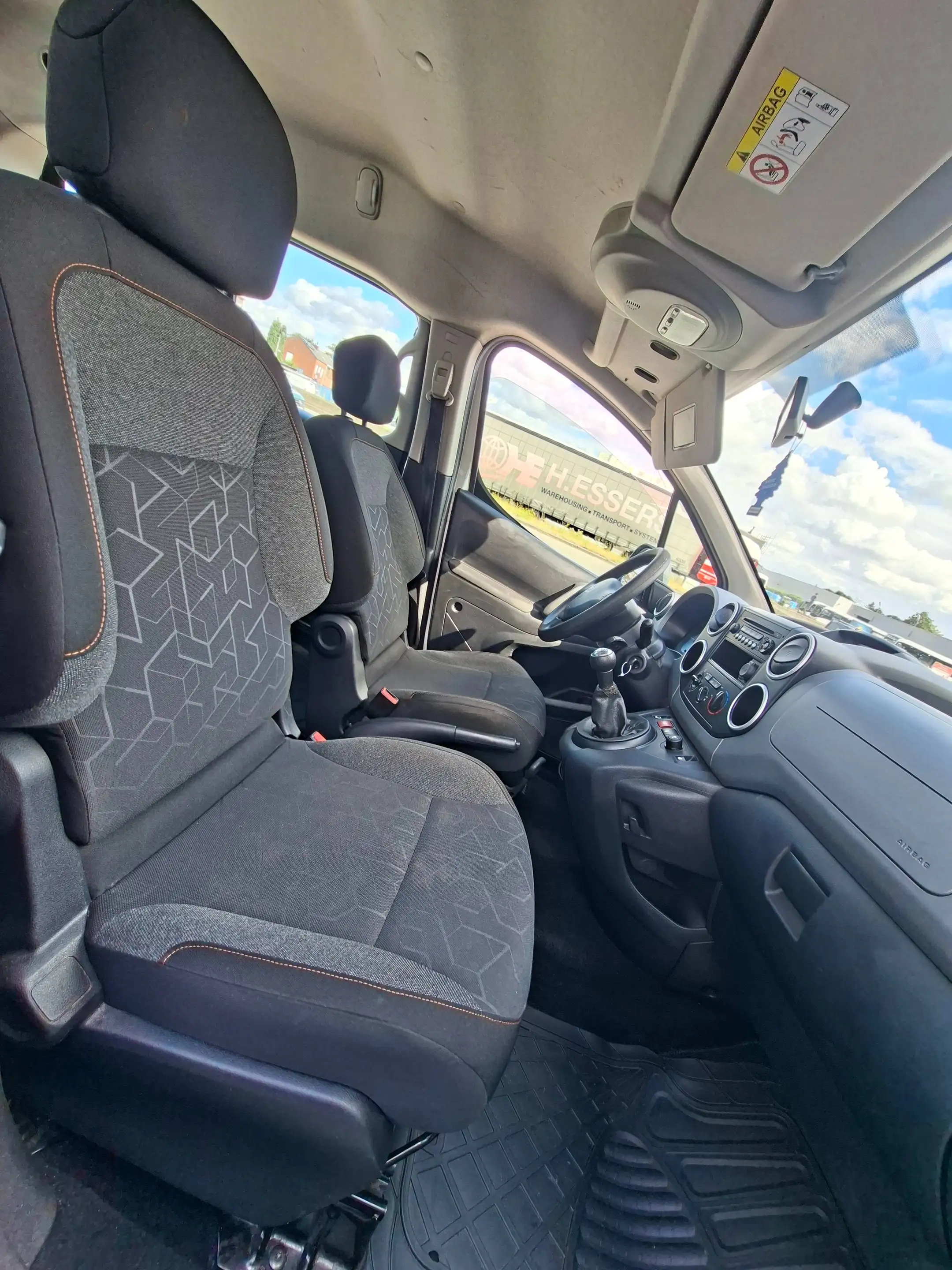 Peugeot Partner Partner Tepee 1.6 BlueHDi — photo 8