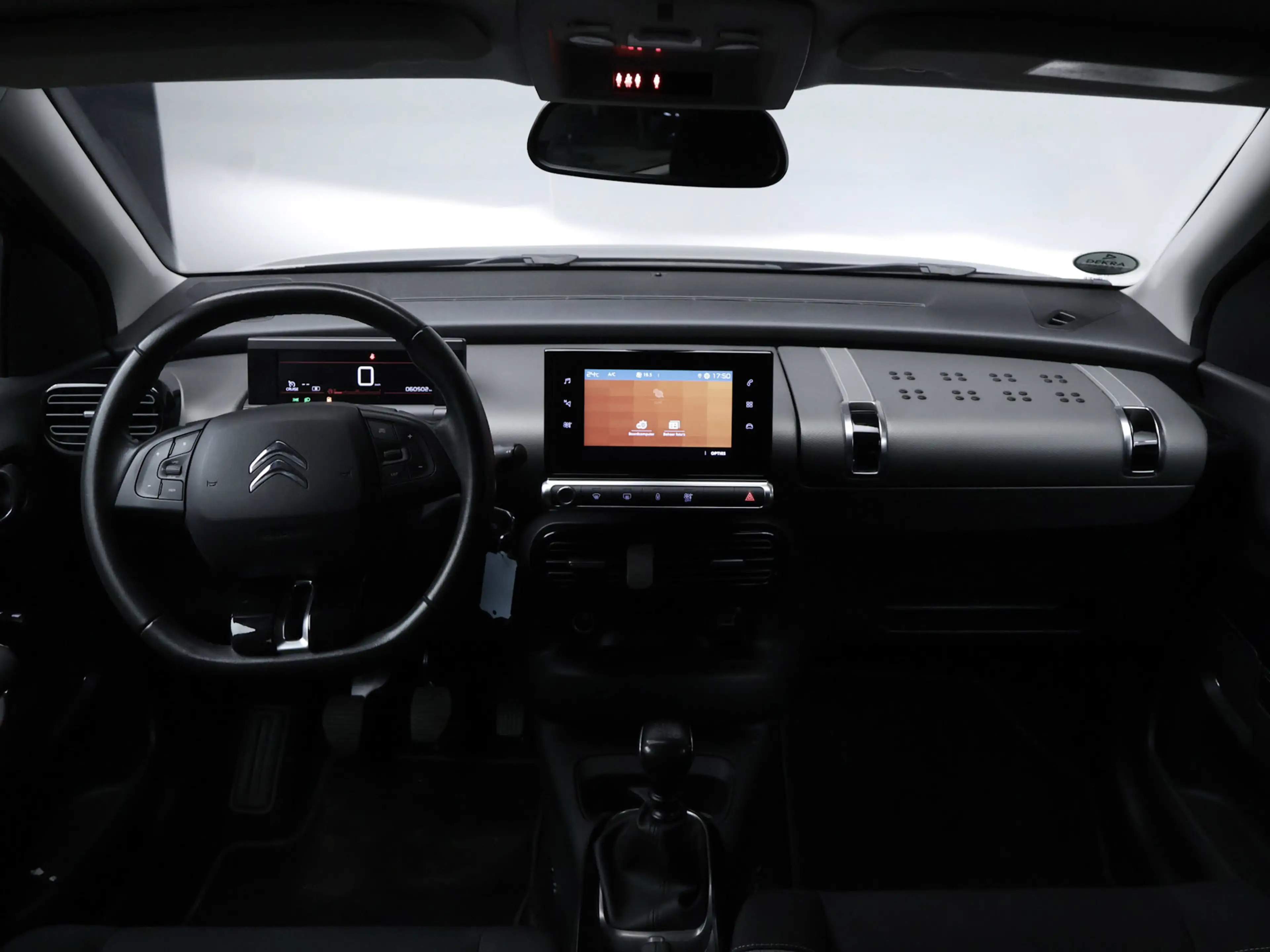 Citroen C4 Cactus 1.2 PureTech Business Sport (APPLE CARPLAY,NAVI,PD — photo 7