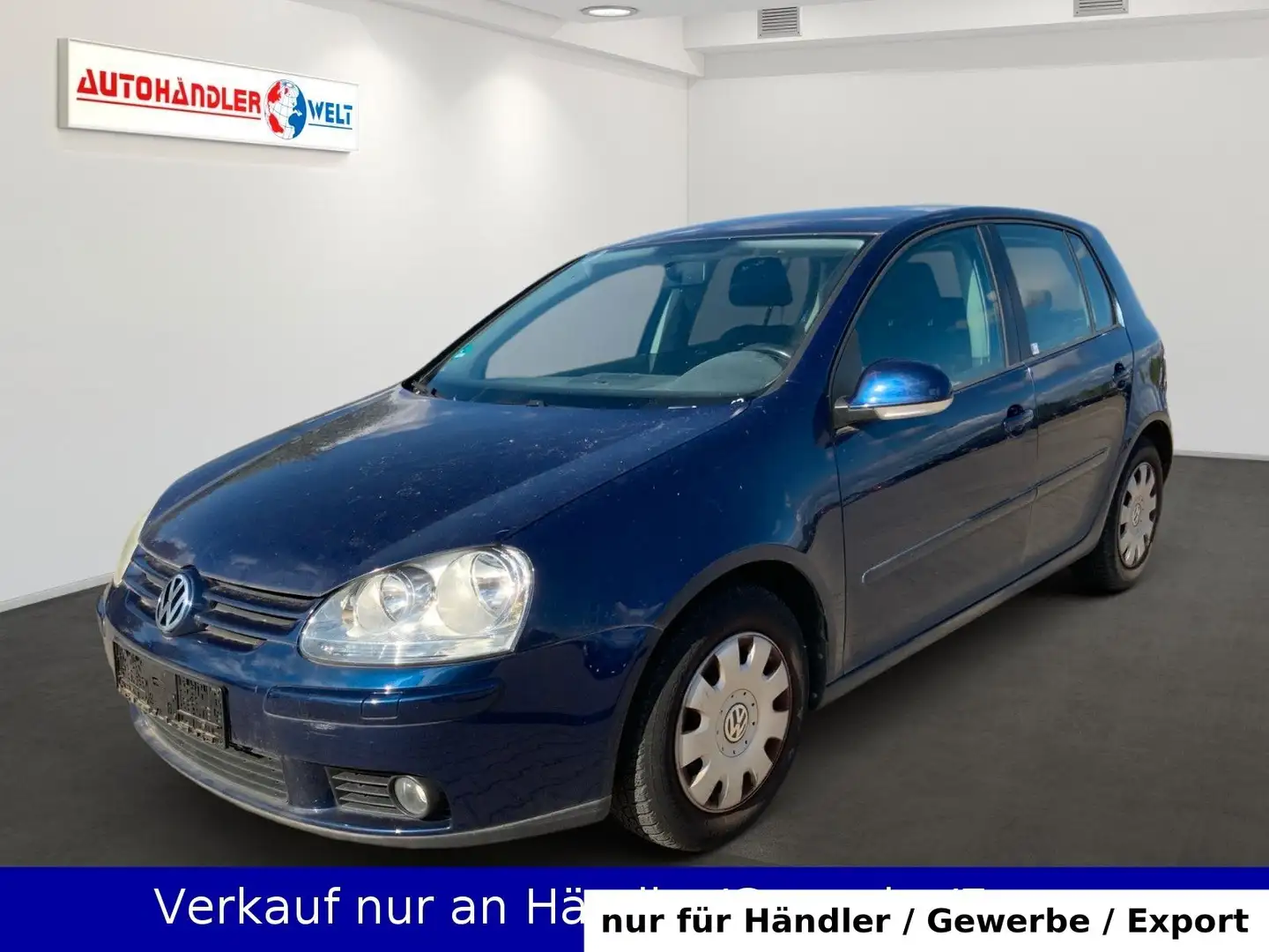 Volkswagen Golf V Lim. Tour 1.6 MPI Bleu - 1