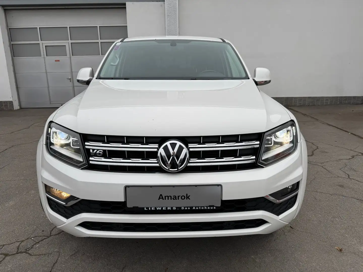 Volkswagen Amarok Highline V6 TDI 4x4 permanent Weiß - 1