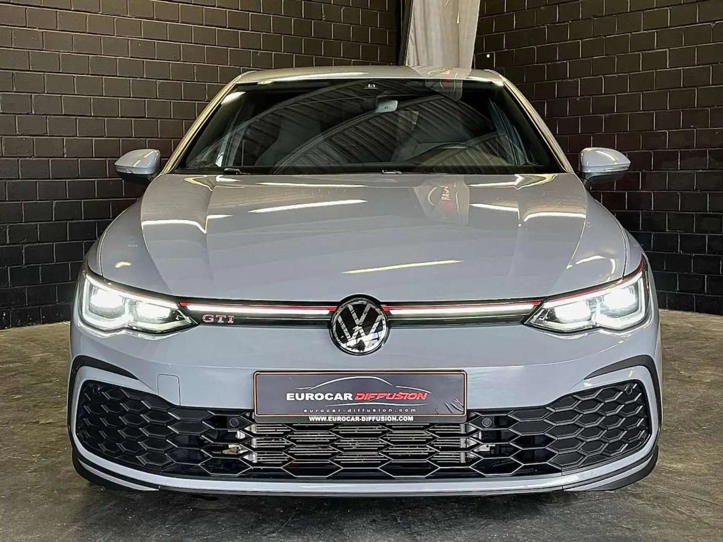 Volkswagen Golf GTI 2.0 TSI 245 CV DSG7 Attelage ** Caméra * Gris - 2