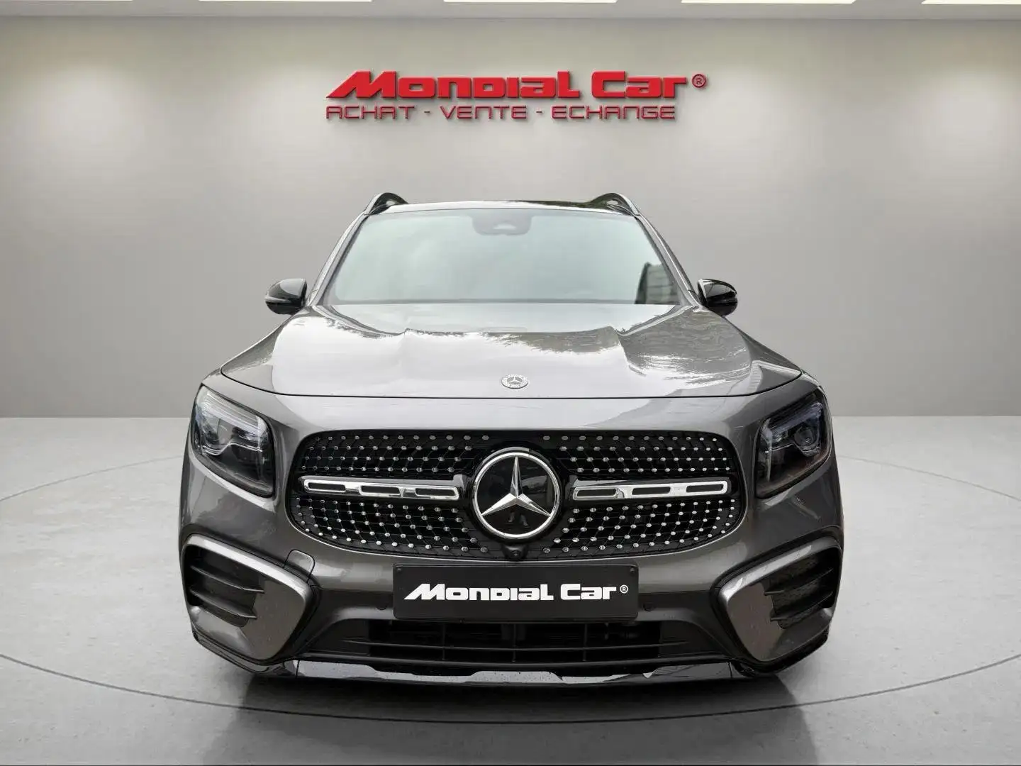 Mercedes-Benz GLB 180 GLB 180 AMG Line *360°*4.800 Kms*Toit pano* Gris - 2
