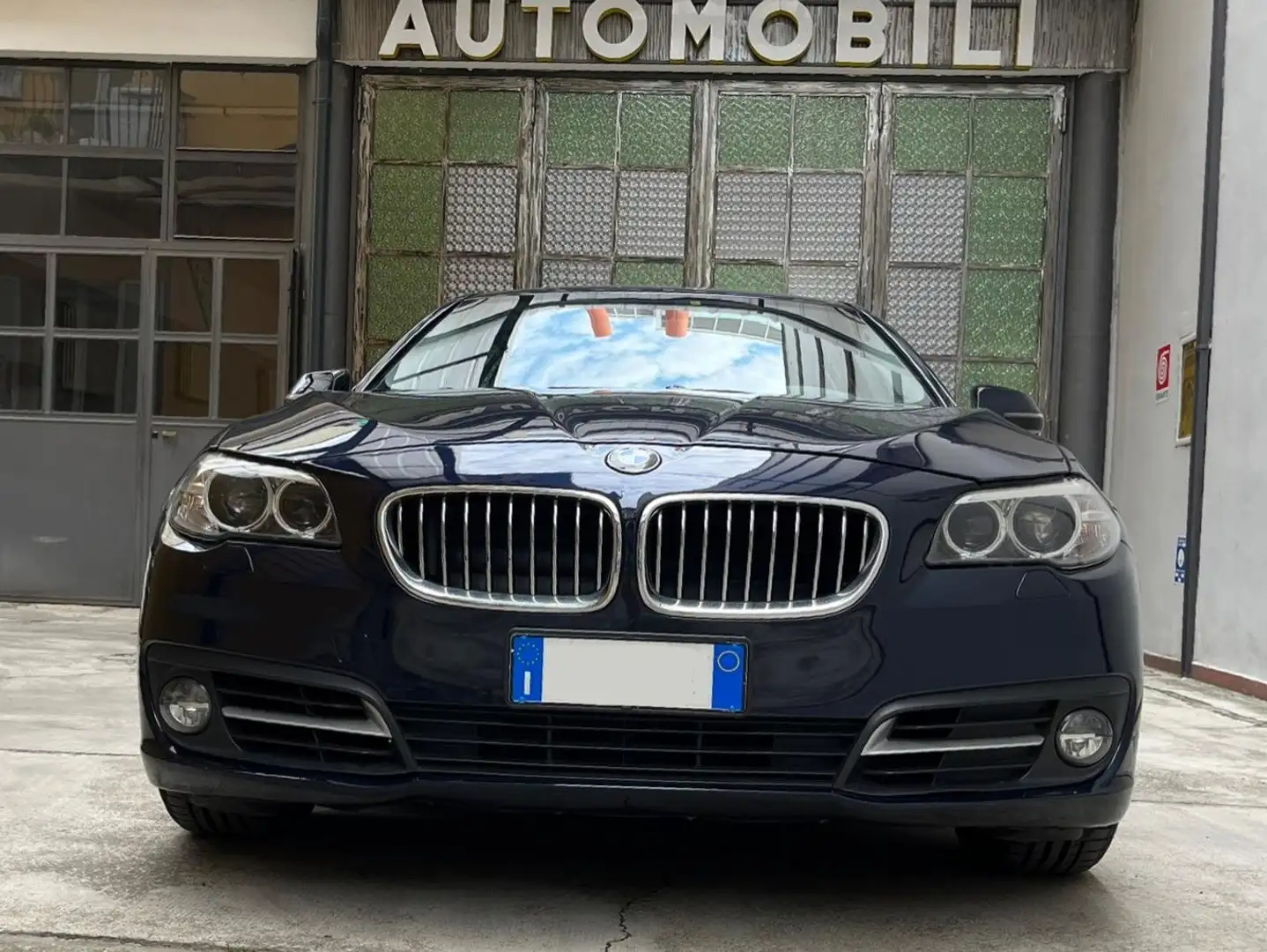 BMW 520 Serie 5 Touring 520d Touring xdrive 184cv auto E6 Blu/Azzurro - 2
