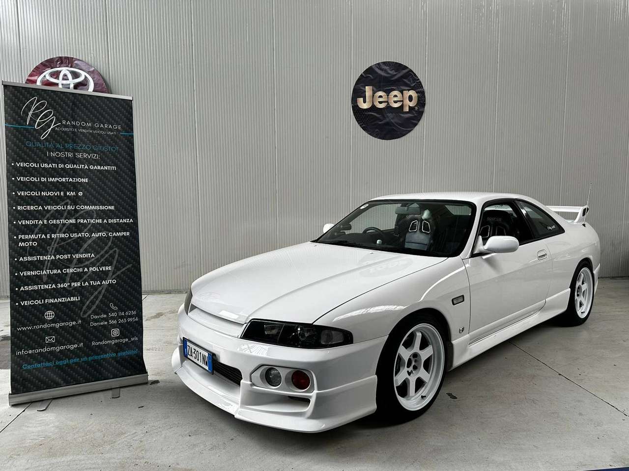 Nissan Skyline R33 GT-ST
