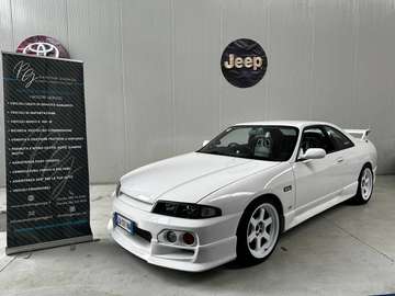 R33 GT-ST