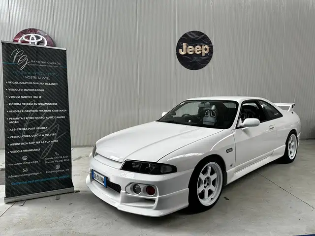 Nissan Skyline R33 GT-ST