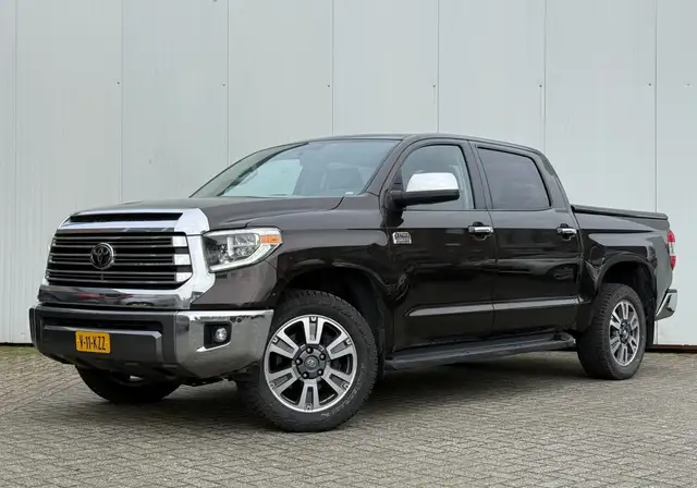 Toyota Tundra 1794 Edition Leder Pano Apple carplay JBL prijs ex