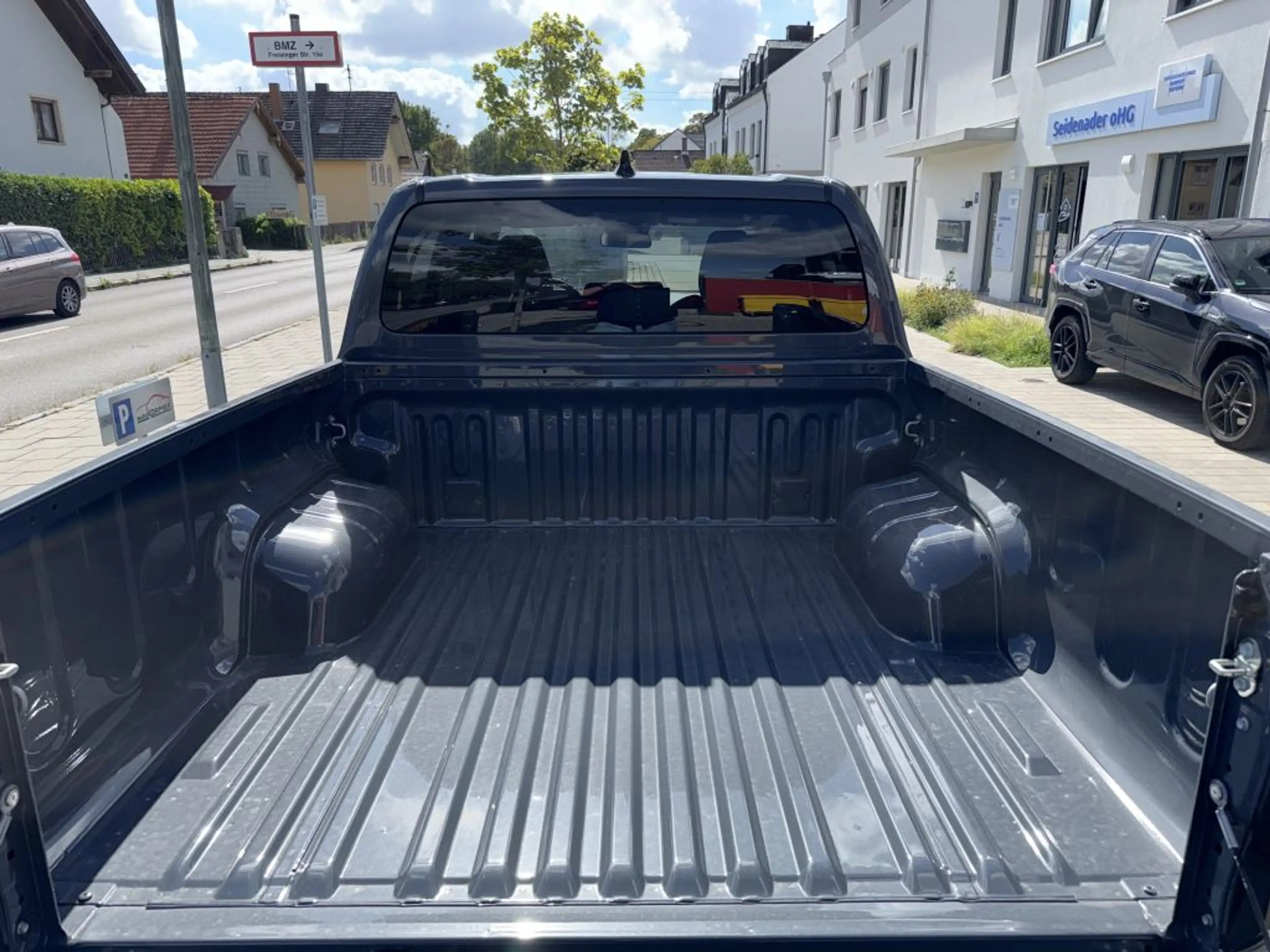 Toyota Hilux 2.8 Mild-Hybrid Active MY2026,AHK,Kamera,sofort — photo 4