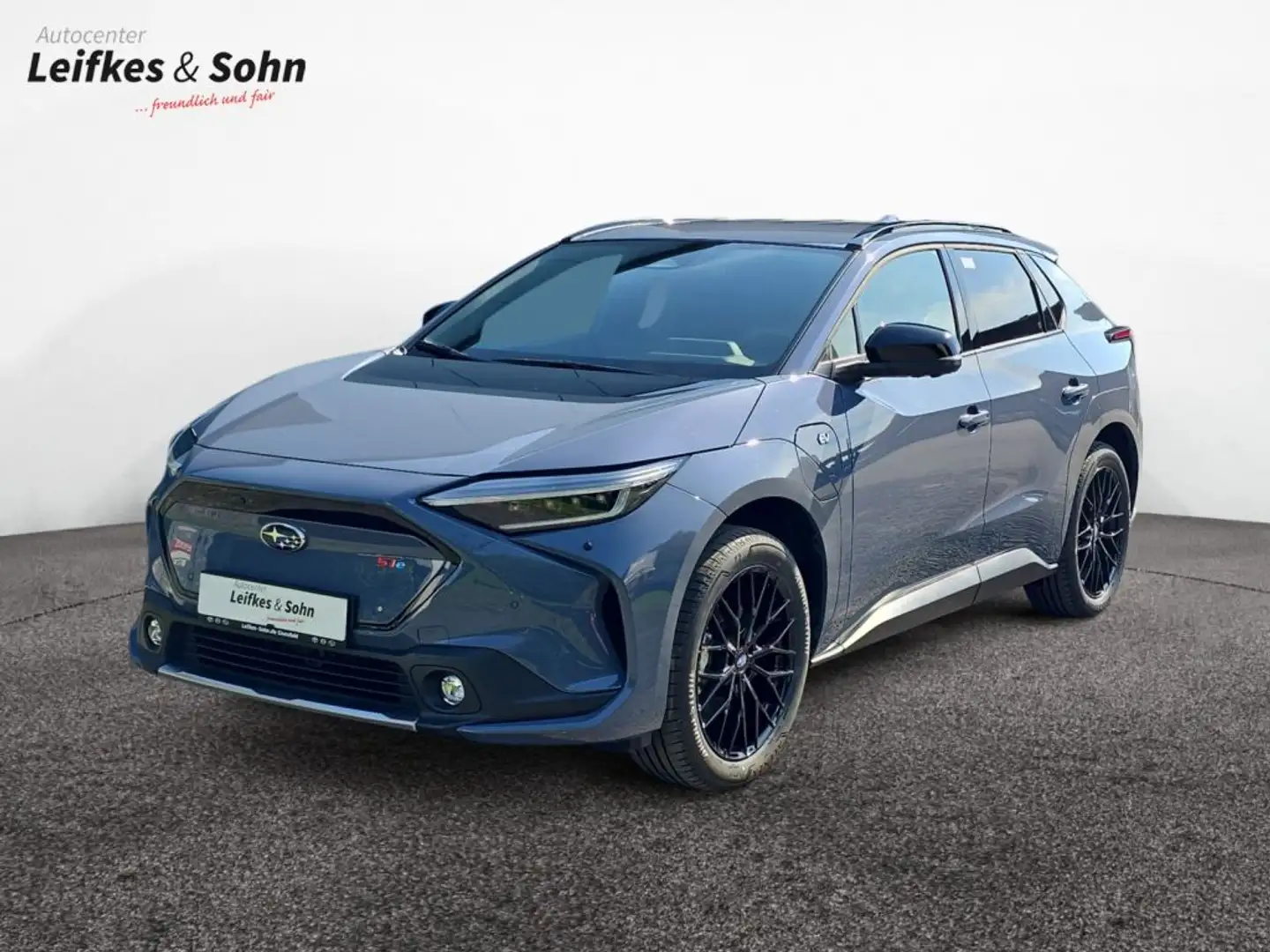 Subaru Solterra Platinum Grau - 1