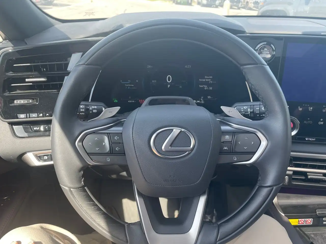 Lexus RX снимка Lexus RX