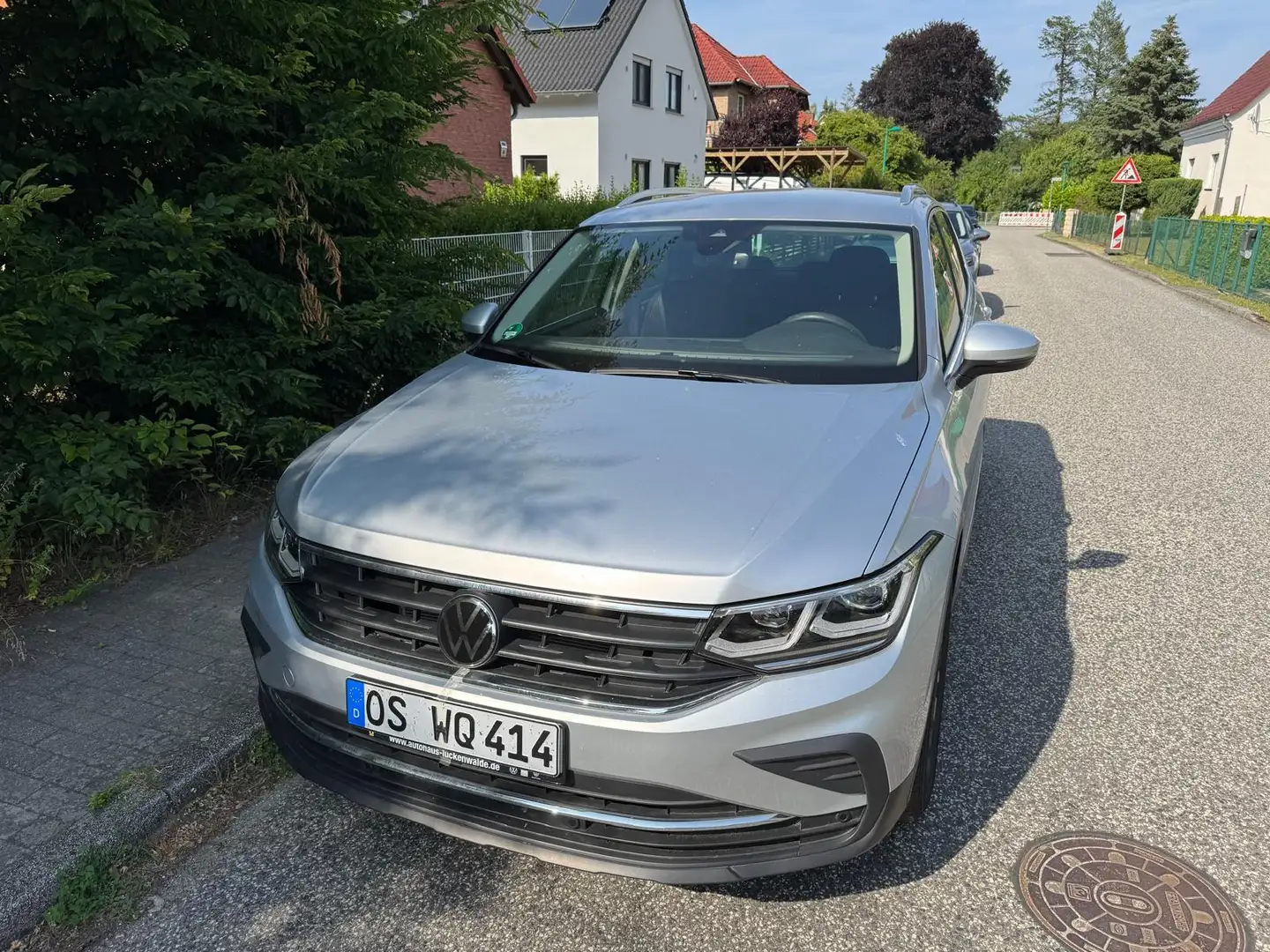 Volkswagen Tiguan Move Grau - 1