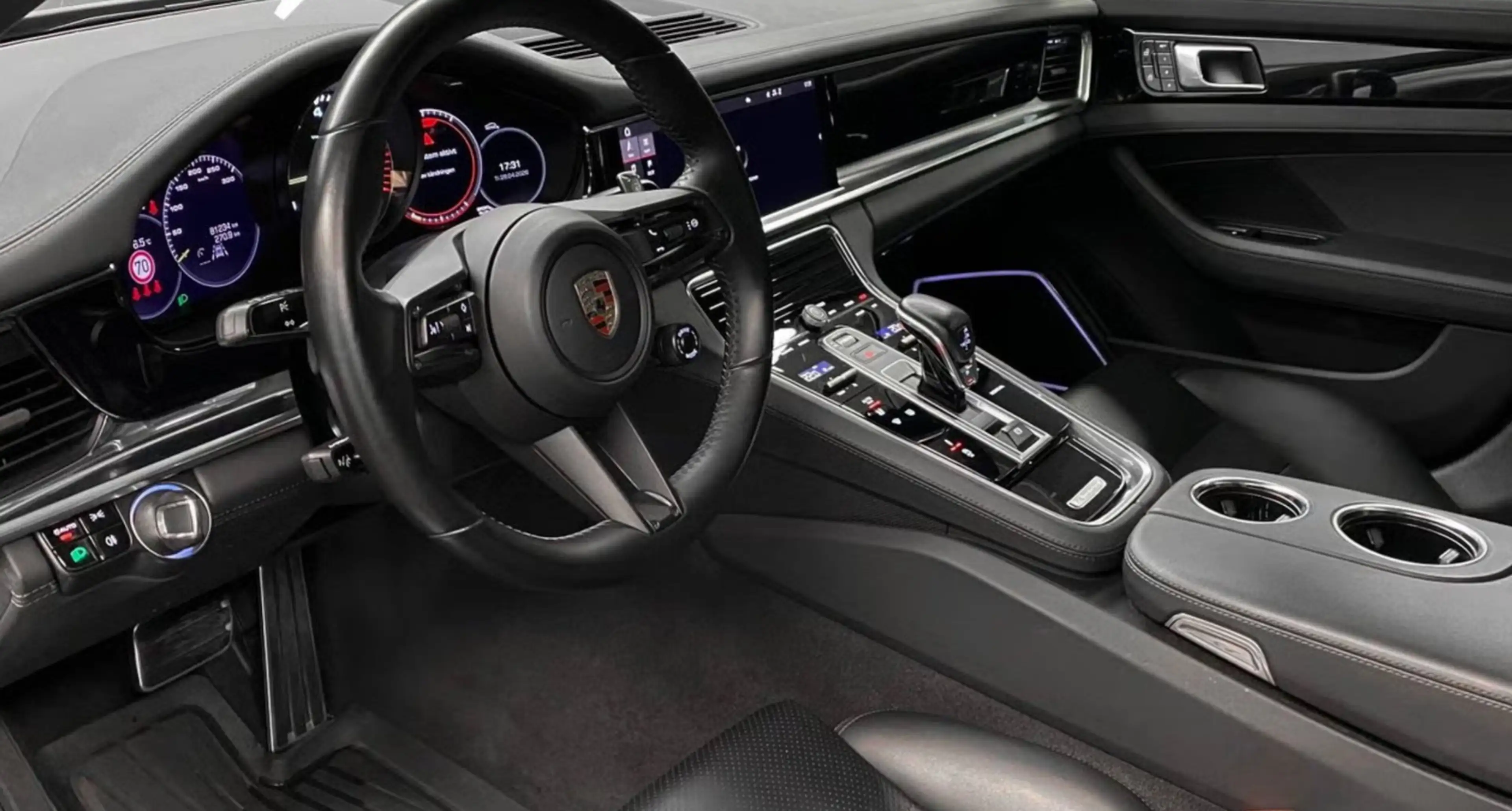Porsche Panamera 4 E-Hybrid PDK *Pano *Bose*360° — photo 8