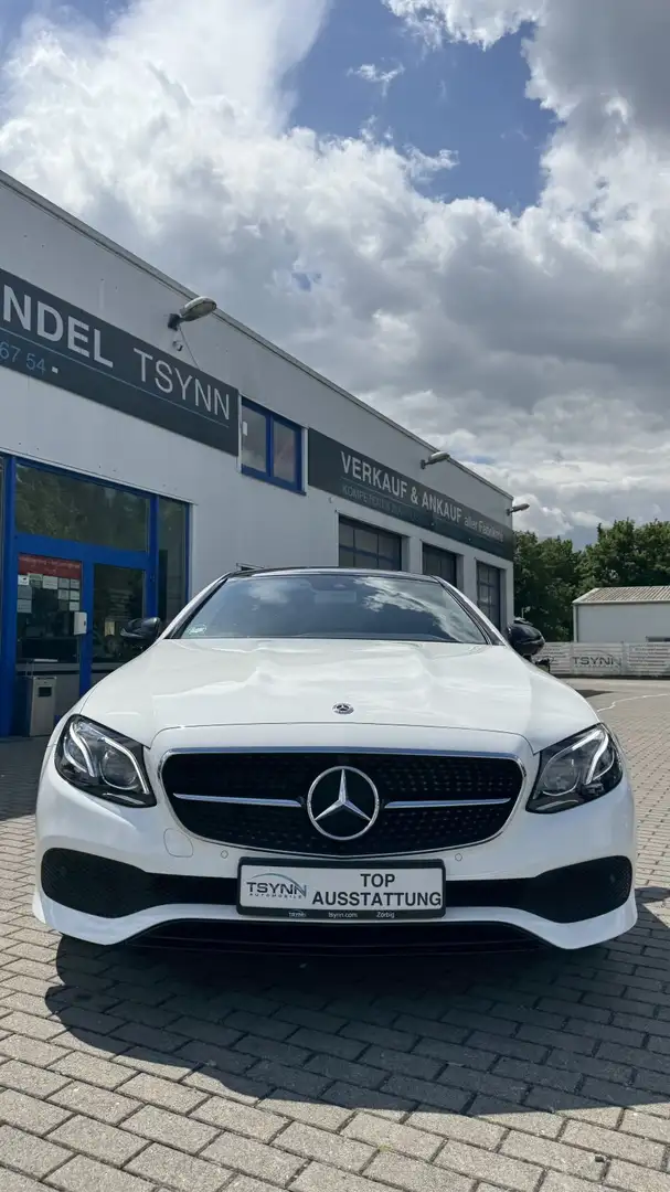 Mercedes-Benz E 300 coupe *Burmester* NIGHT* 360 *Panoramadach Blanc - 2